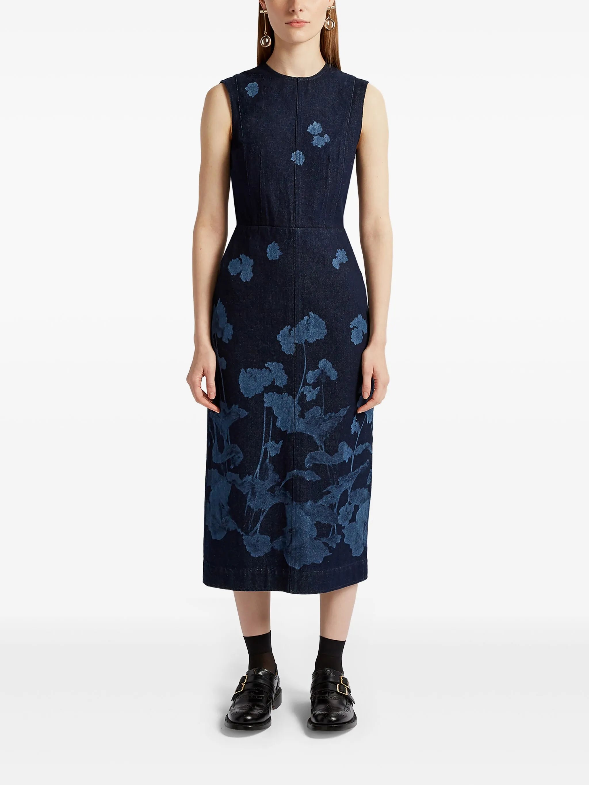 sleeveless midi dress