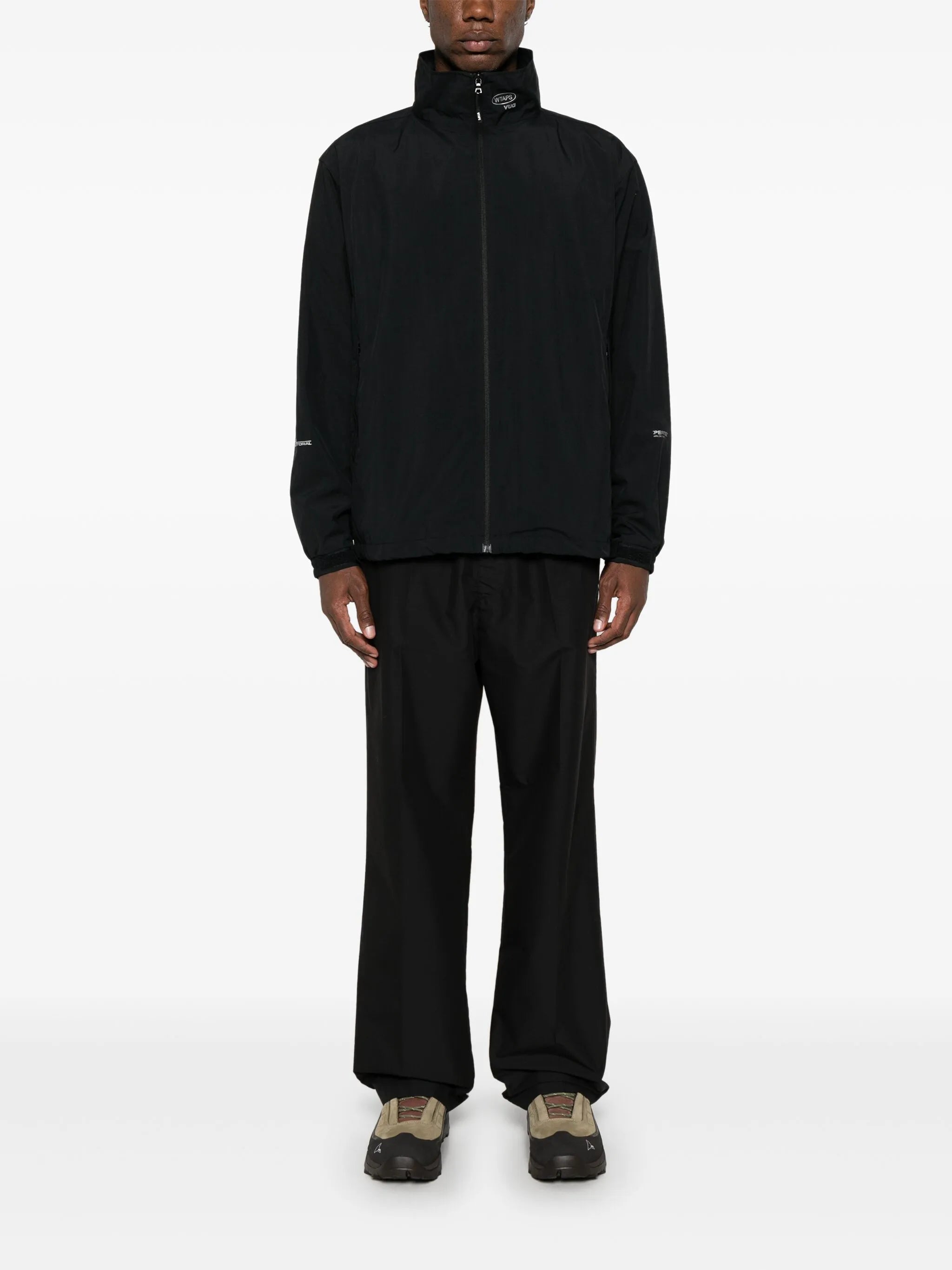 lightweight windbreaker
