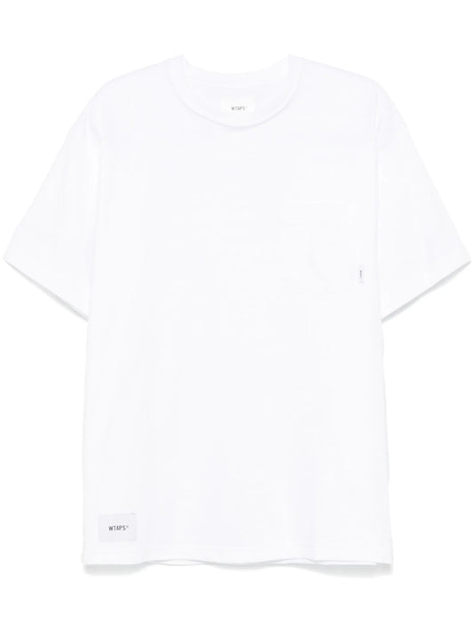 patch-pocket T-shirt