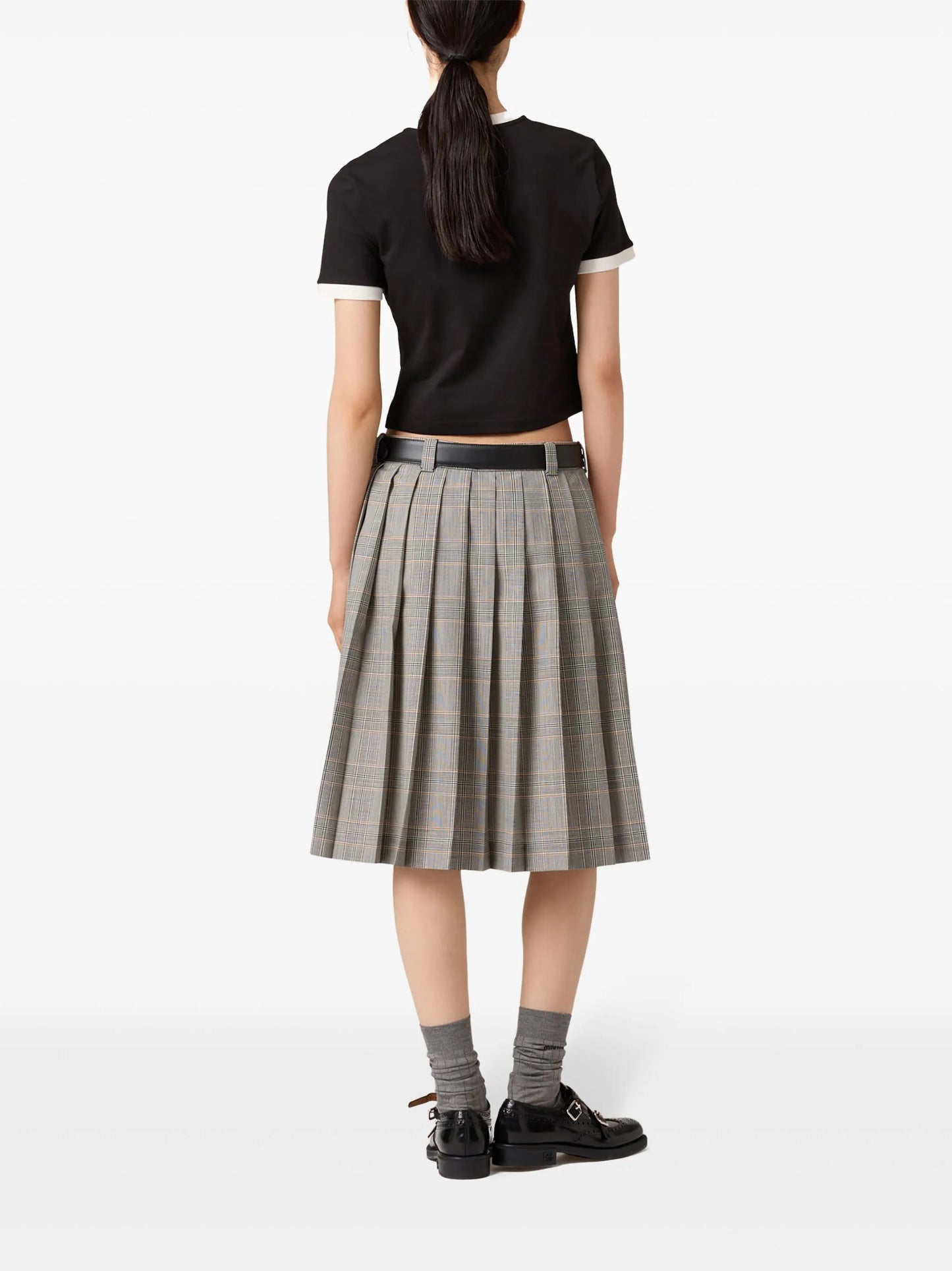 logo-embroidered T-shirt