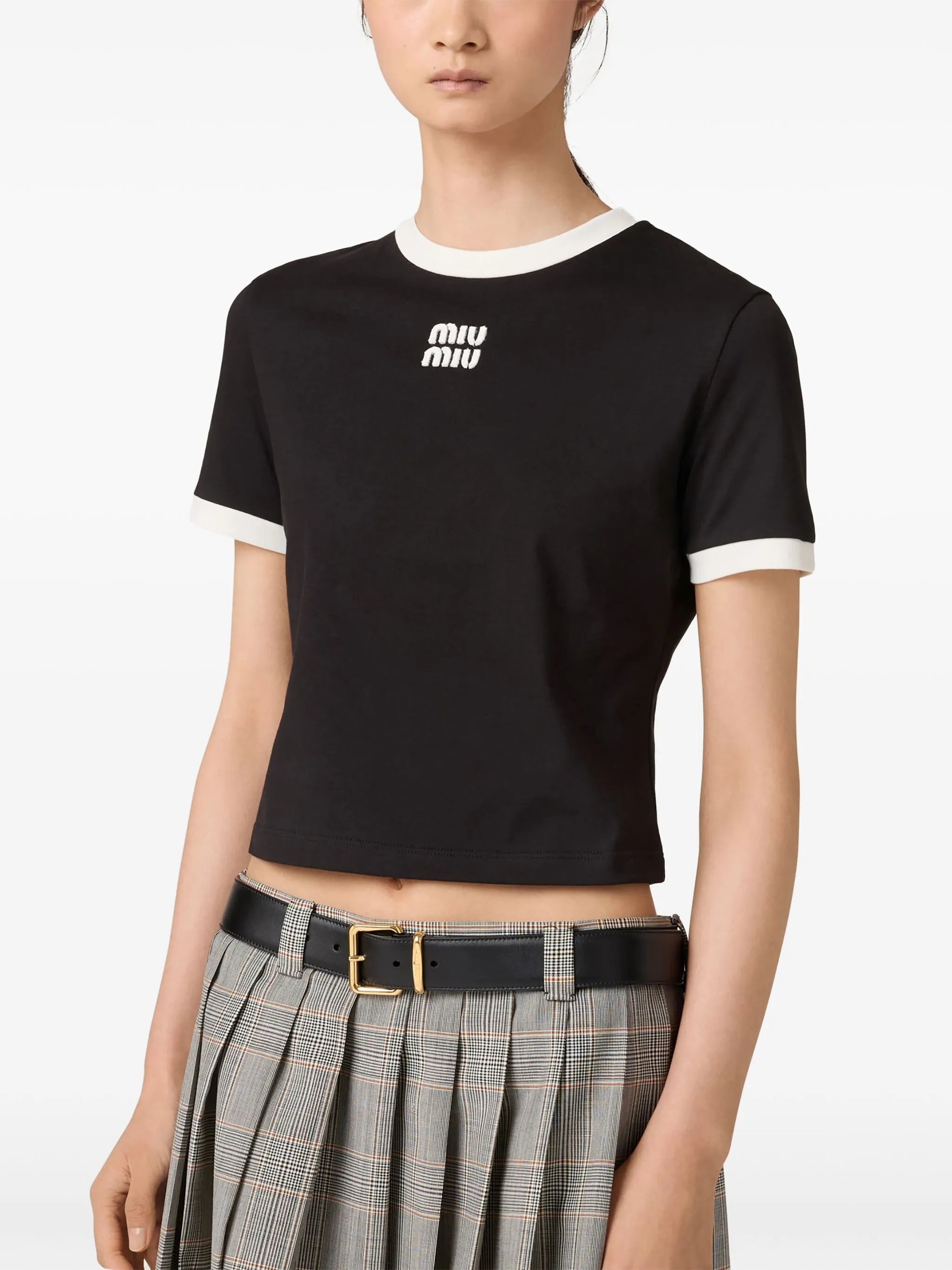 logo-embroidered T-shirt