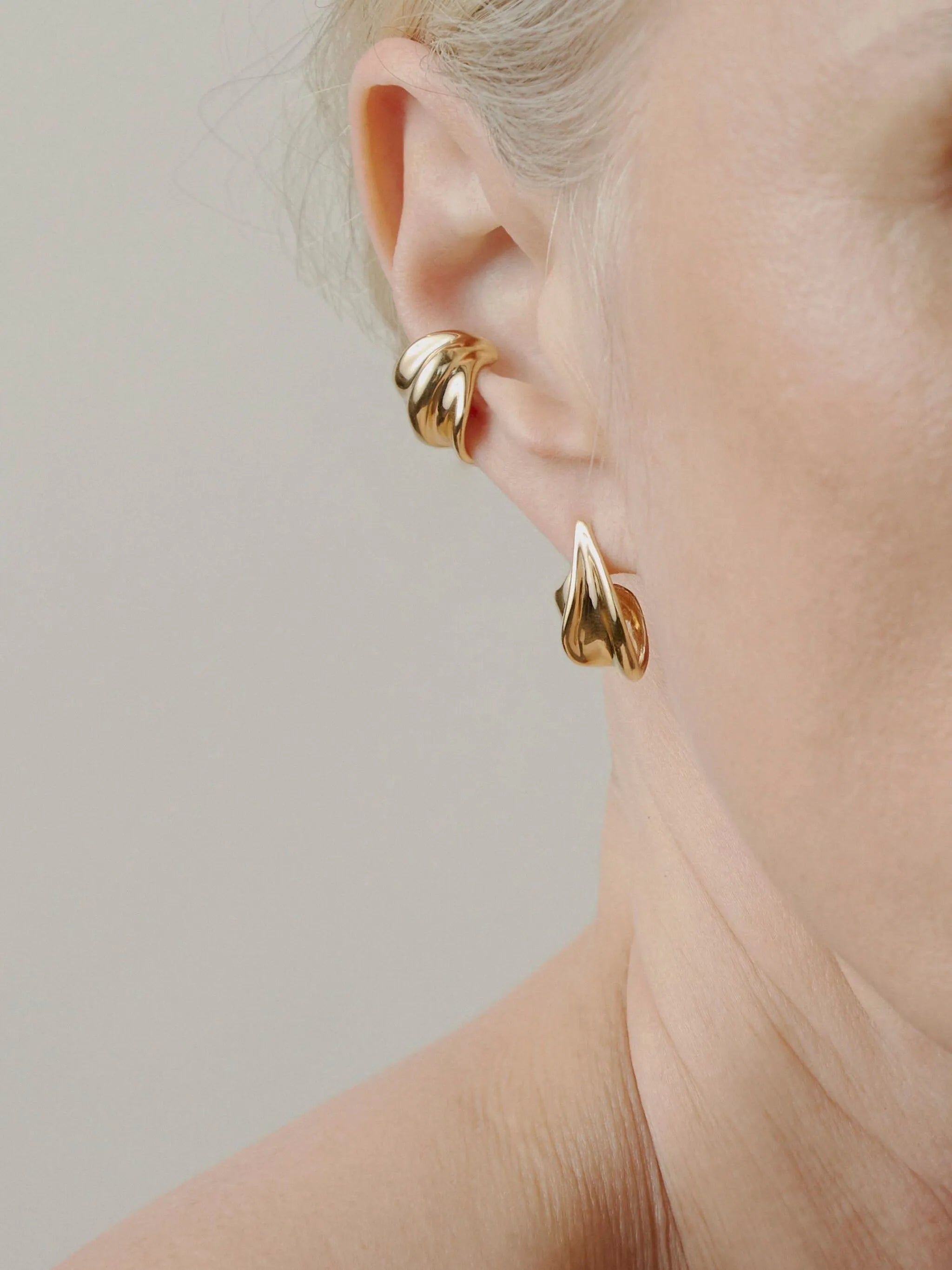wave earrings