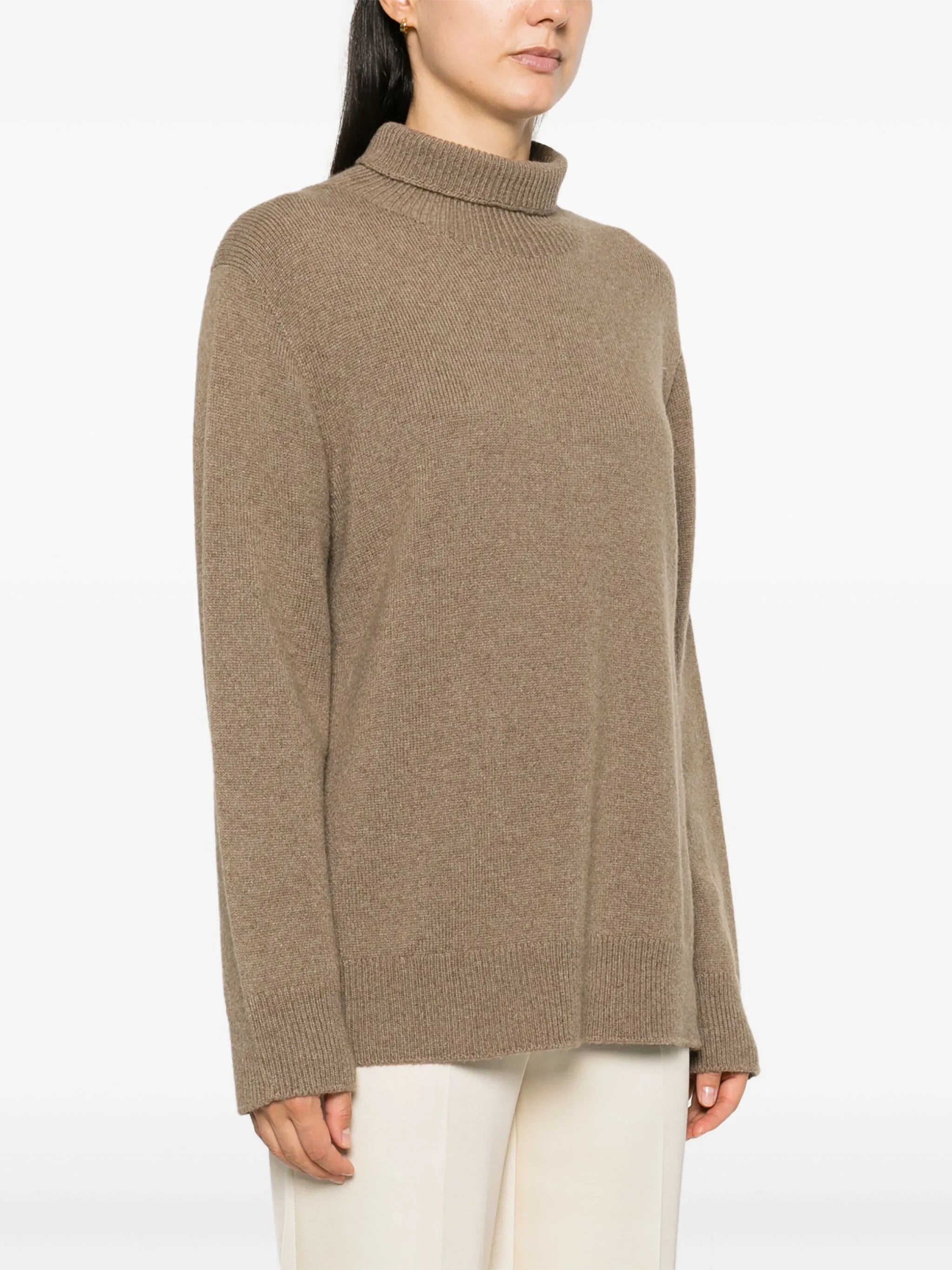 Hepny sweater