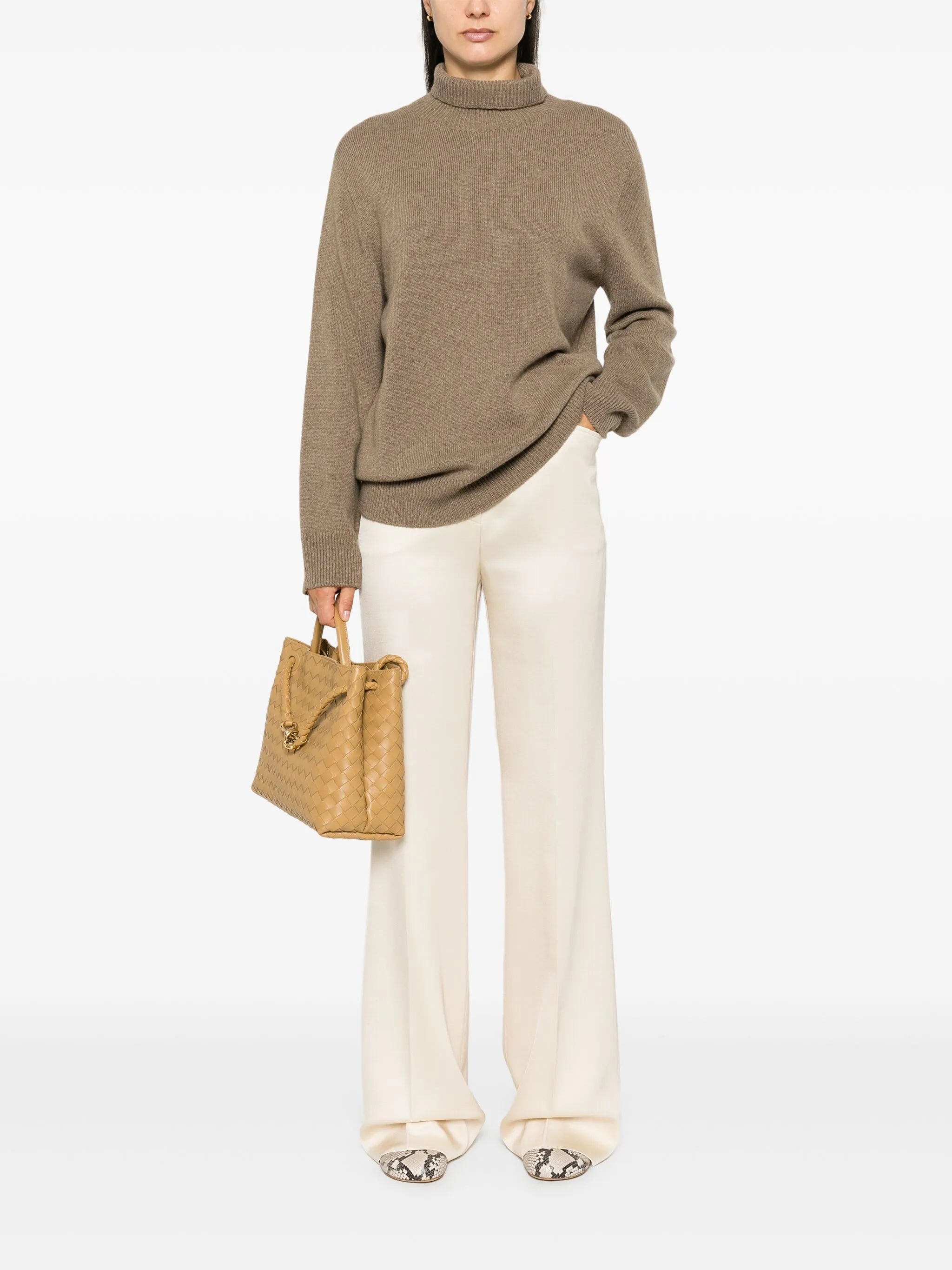 Hepny sweater
