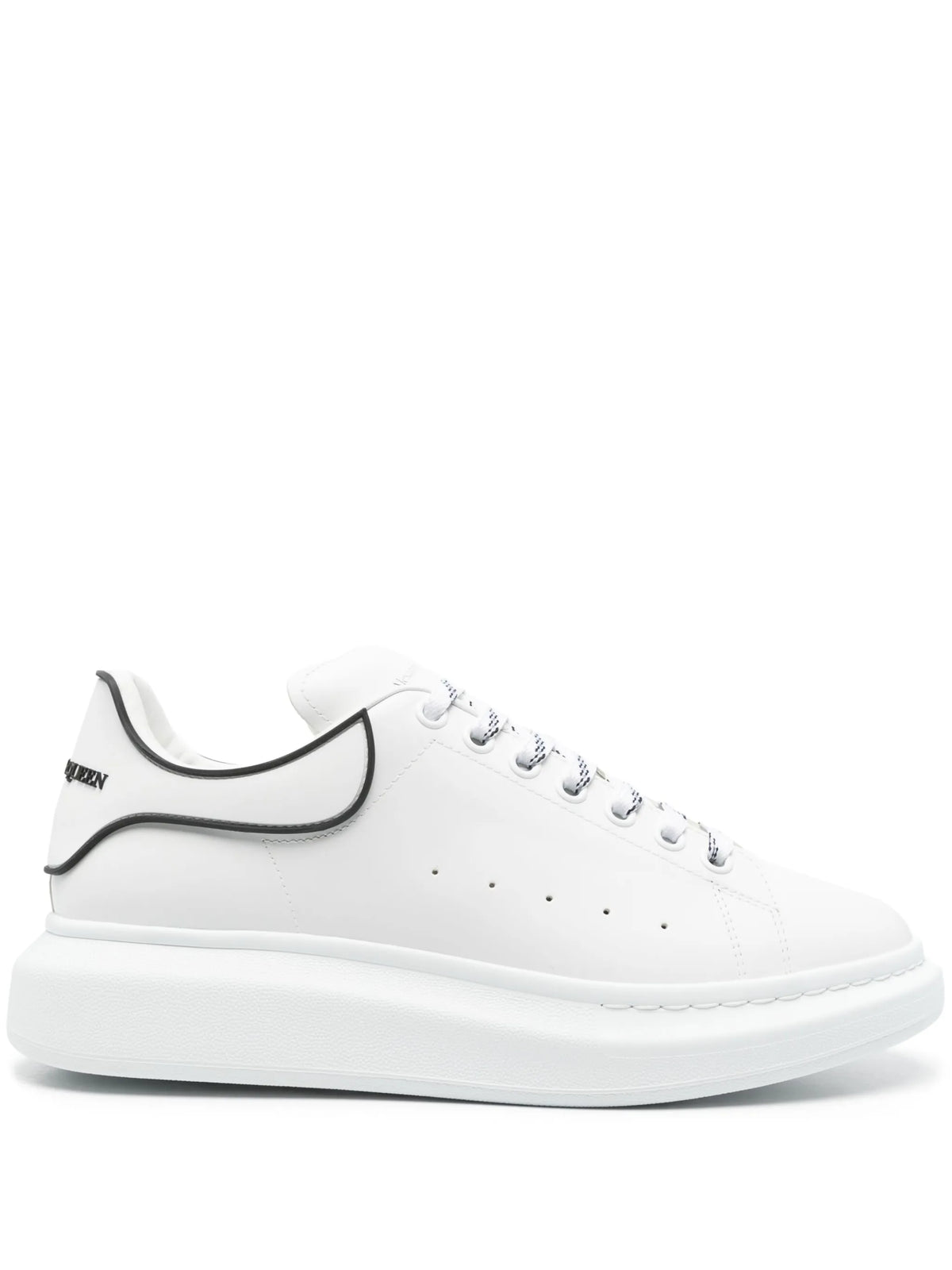 Oversized sneakers