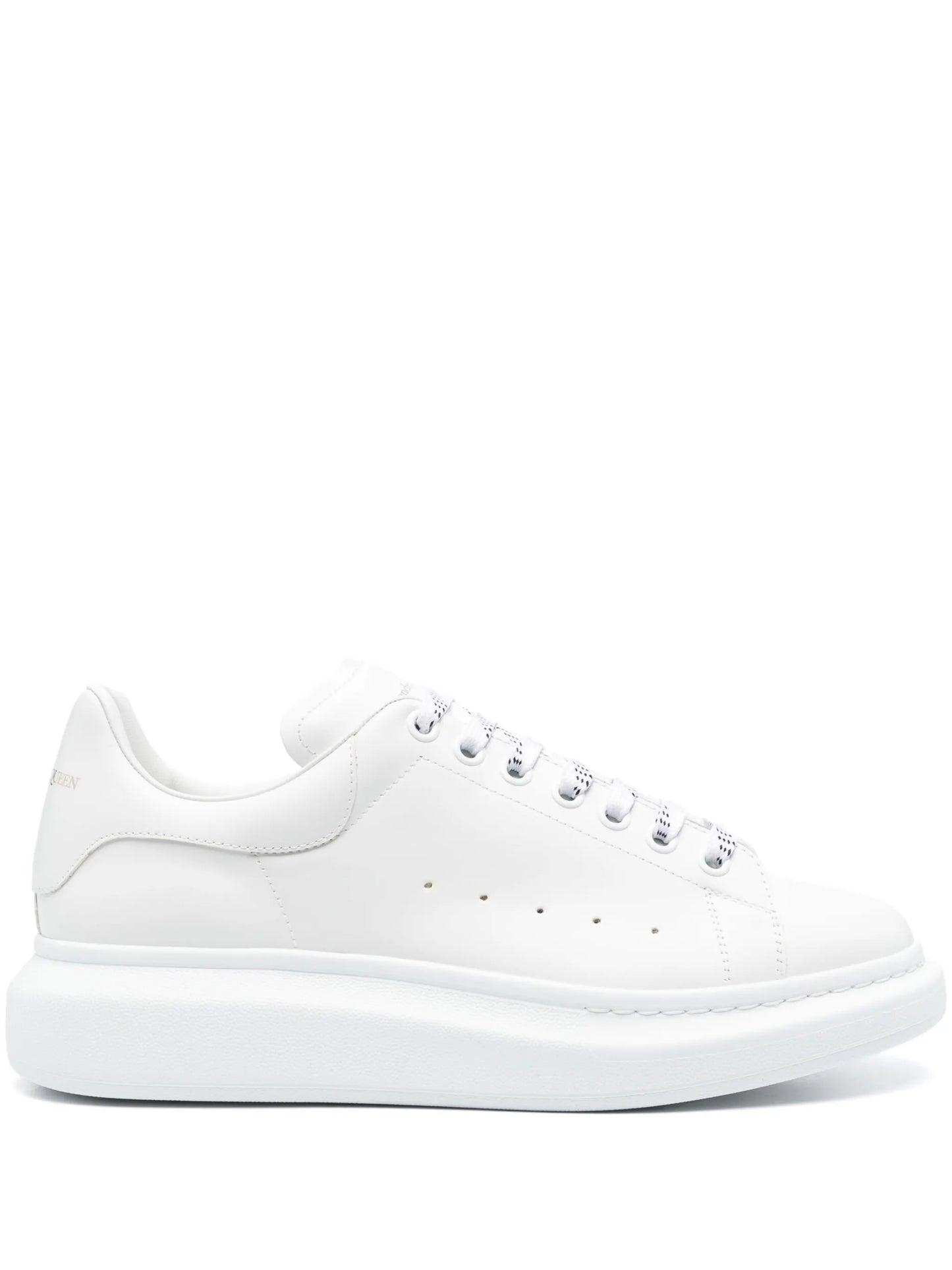 Oversized sneakers
