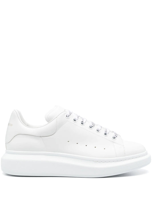 Oversized sneakers