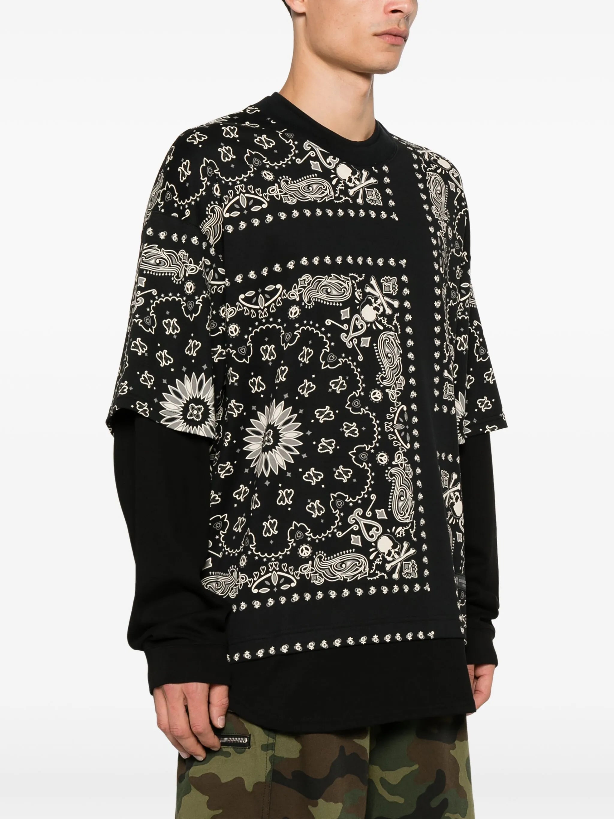 bandana-print layered T-shirt