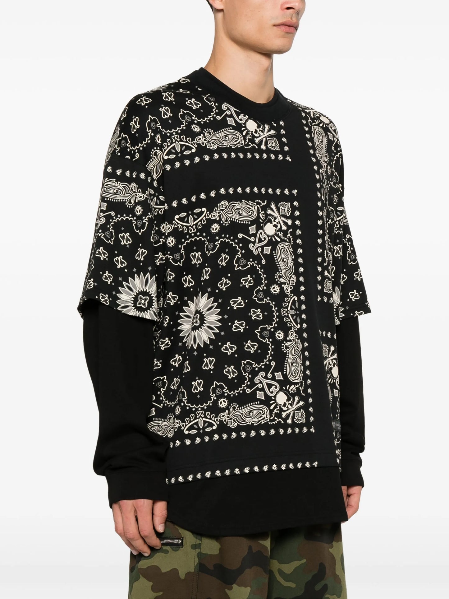 bandana-print layered T-shirt