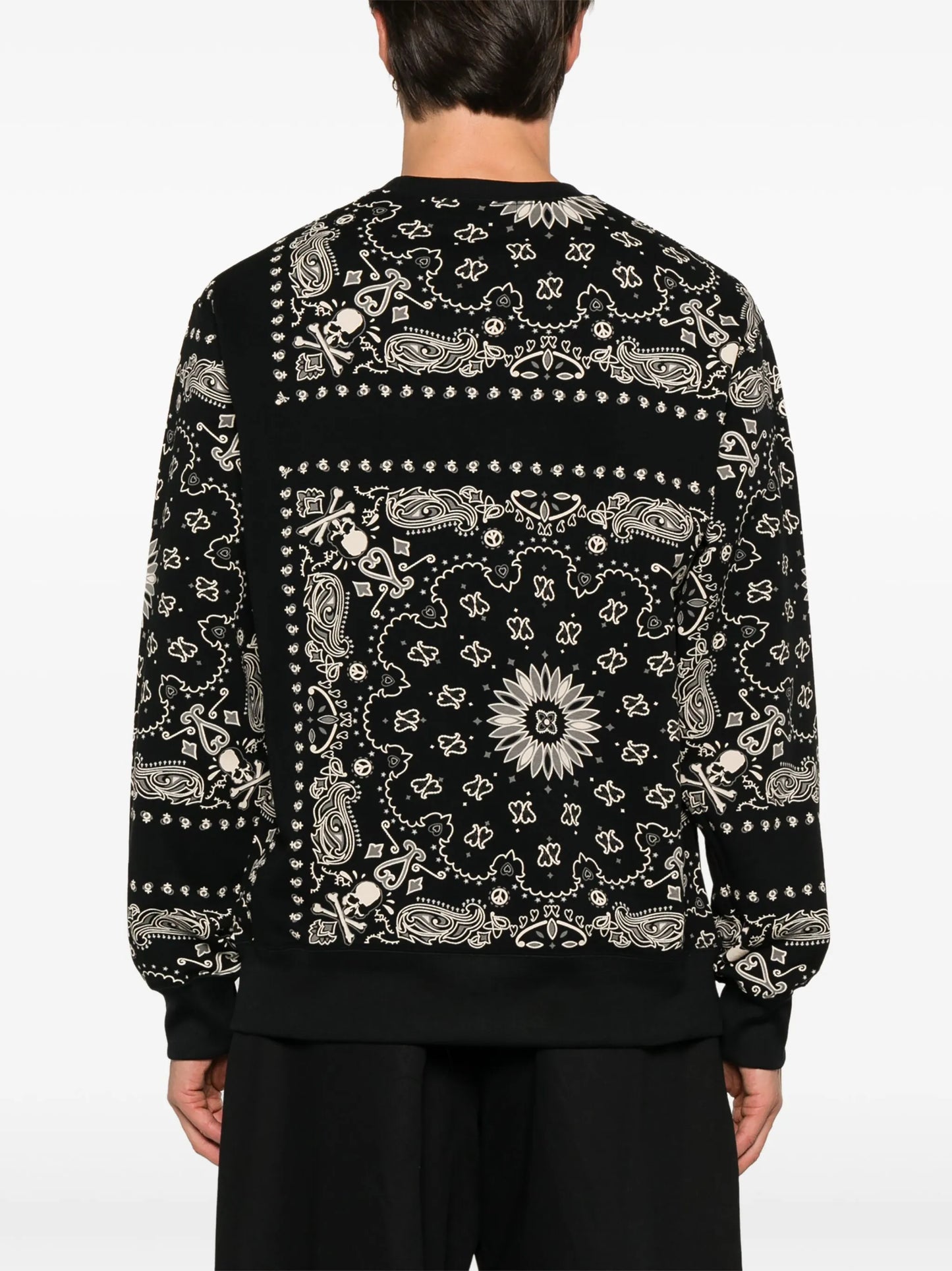 bandana sweatshirt