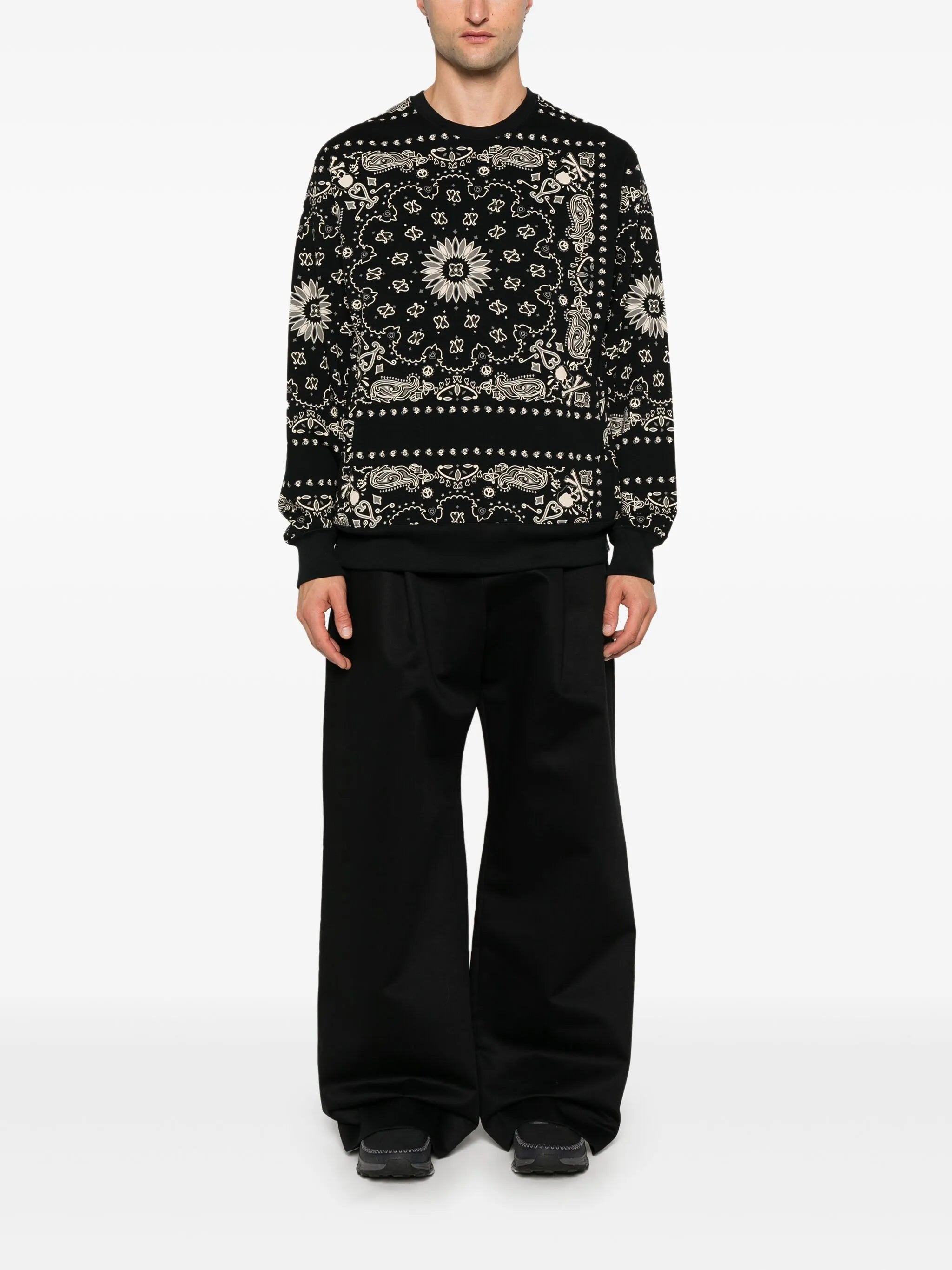 bandana sweatshirt