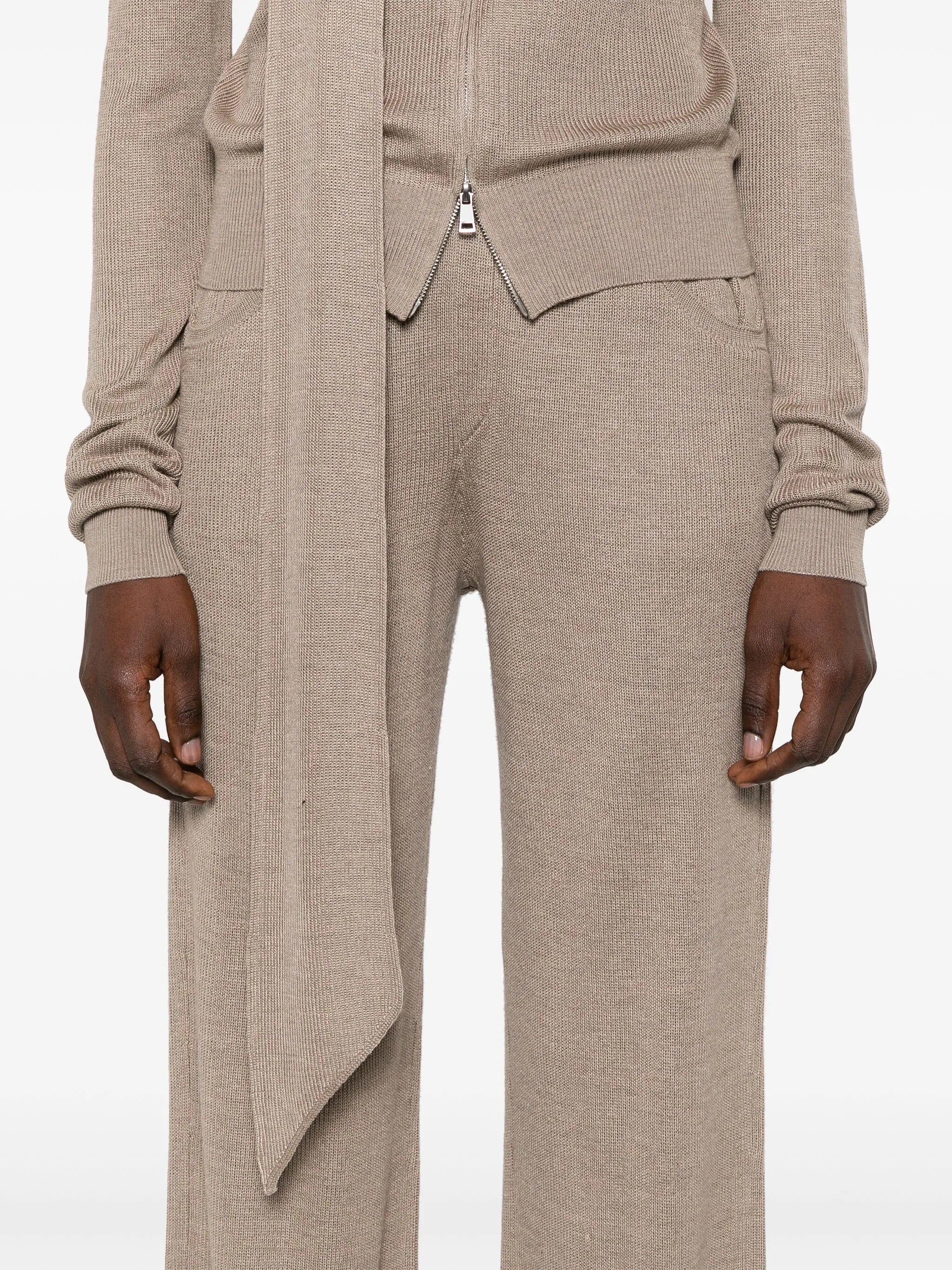 fine-knit trousers