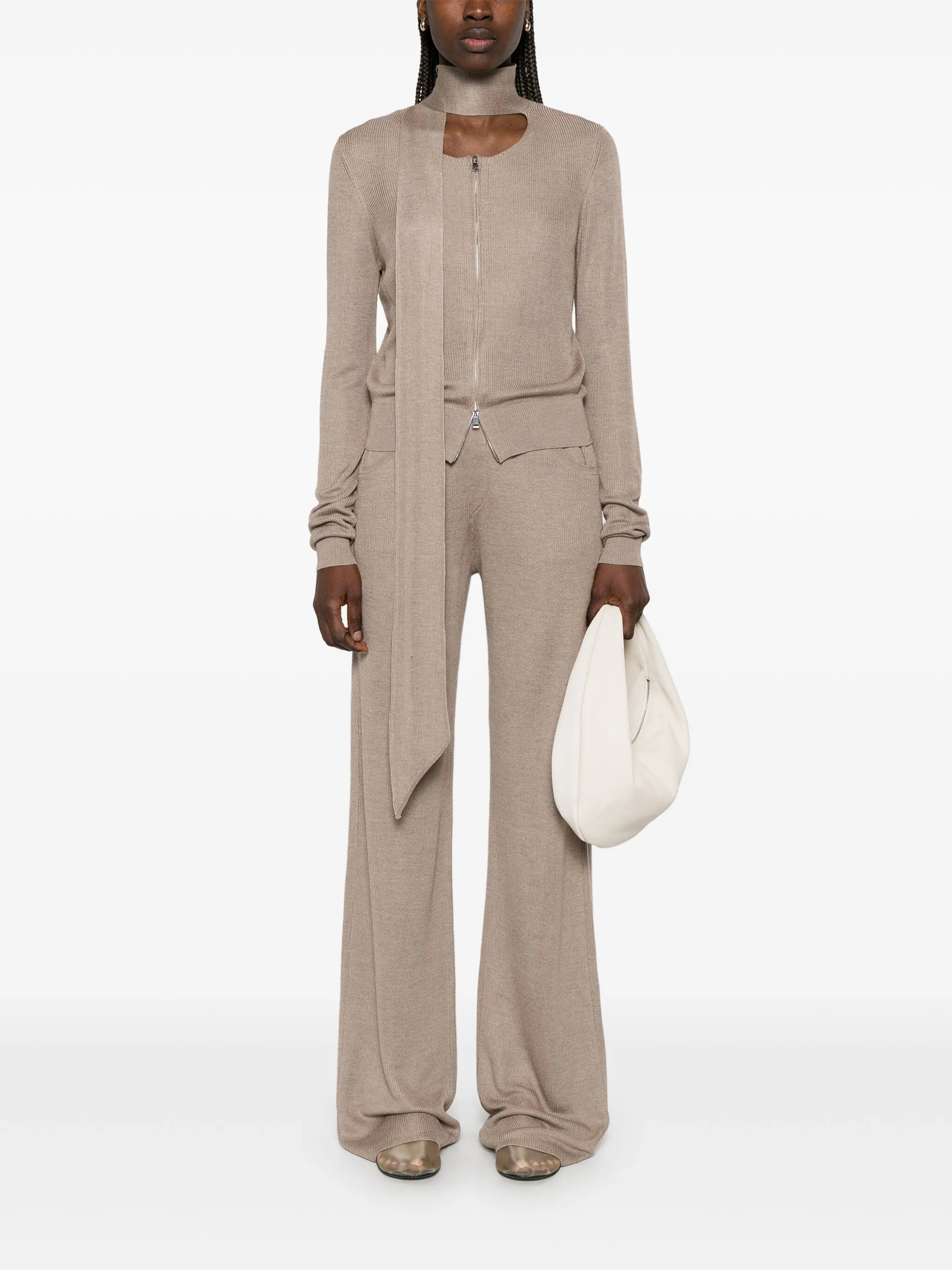 fine-knit trousers