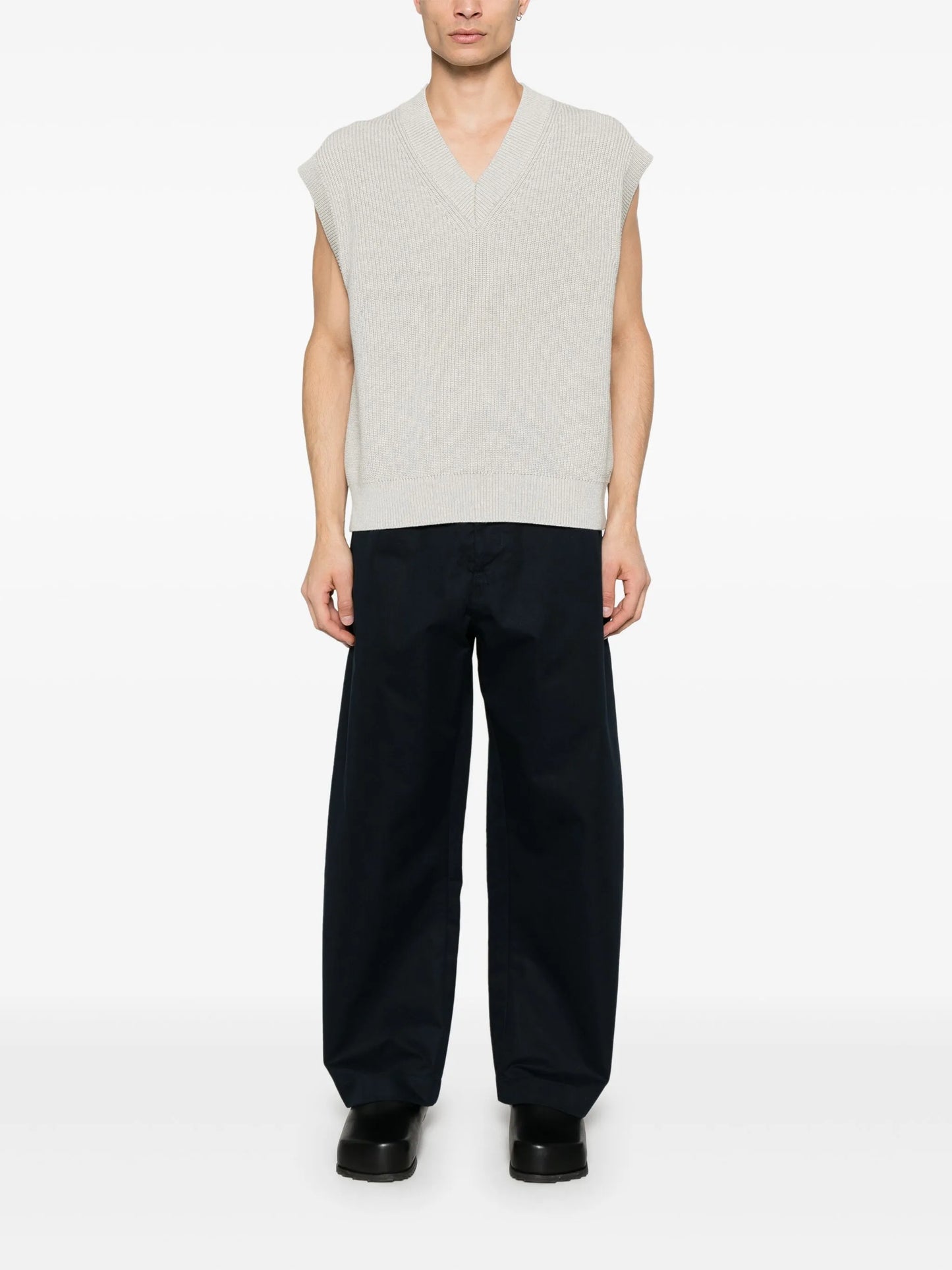 ribbed-knit vest