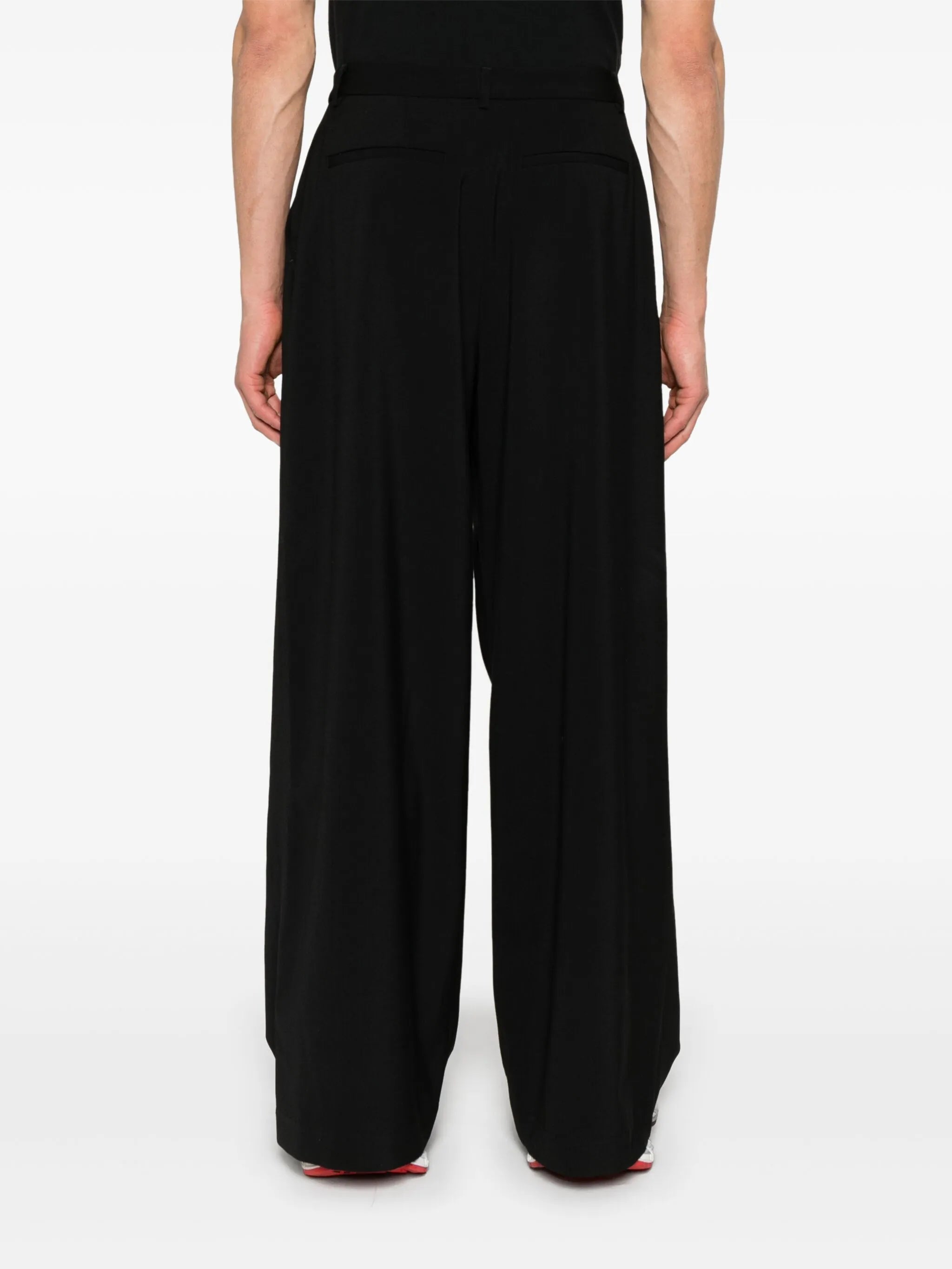 wide-leg trousers