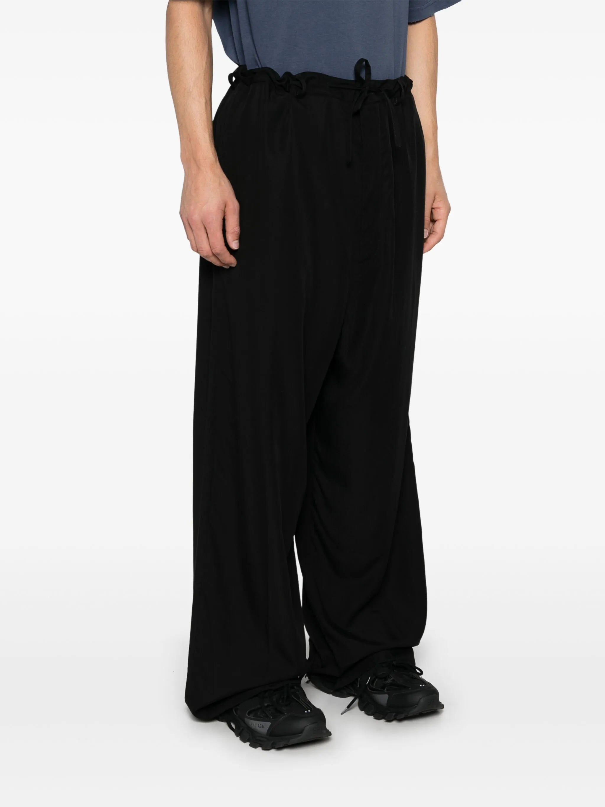 fluid trousers