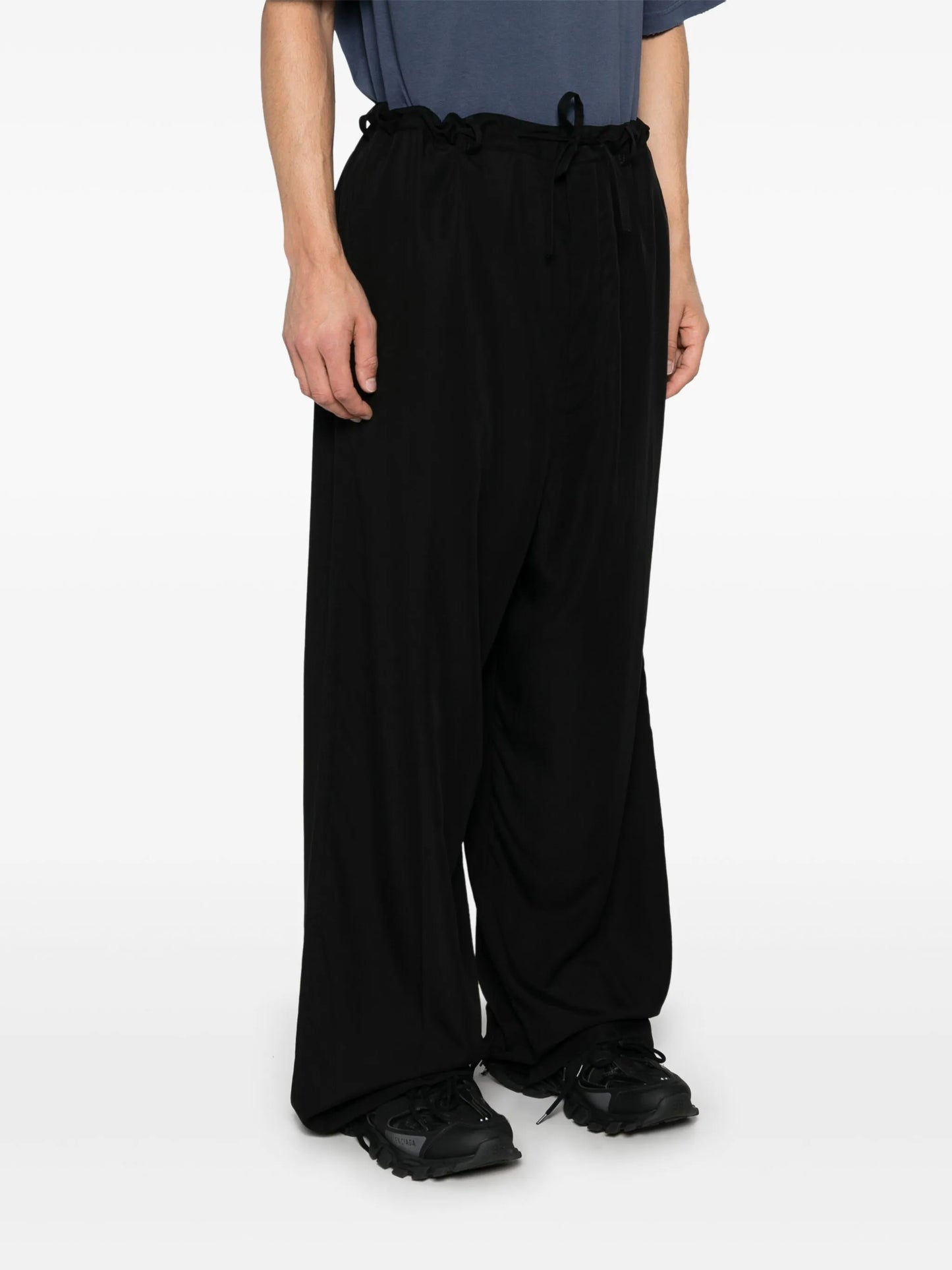 fluid trousers