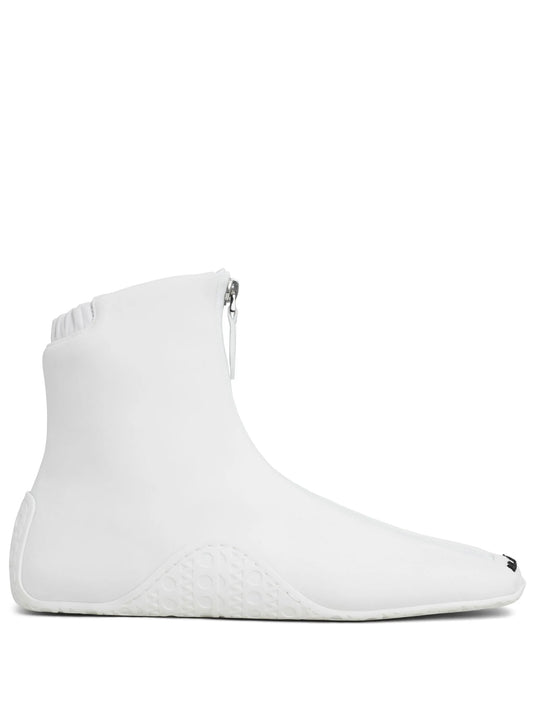 LA sneakers