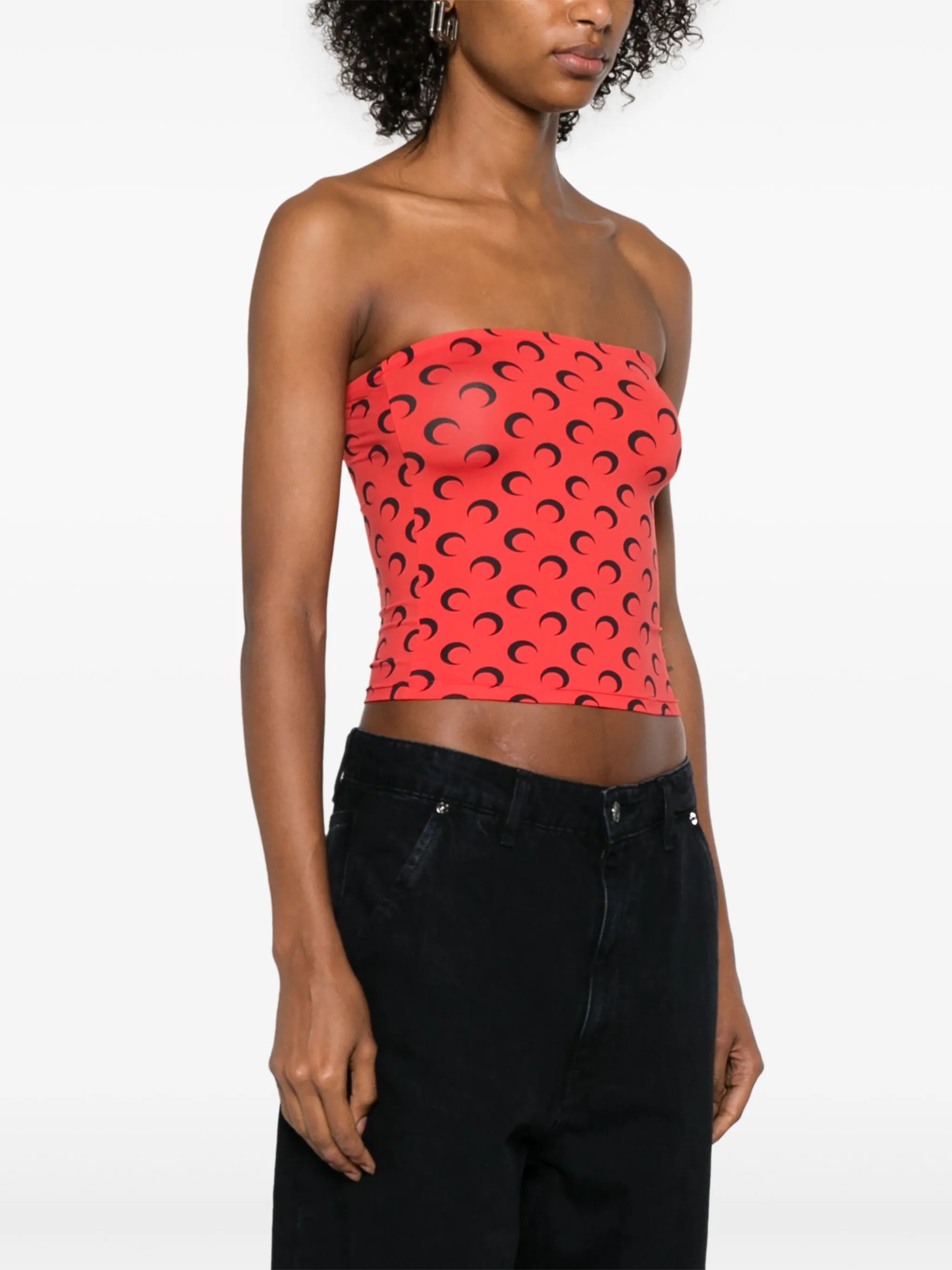 Moonogram-pattern top