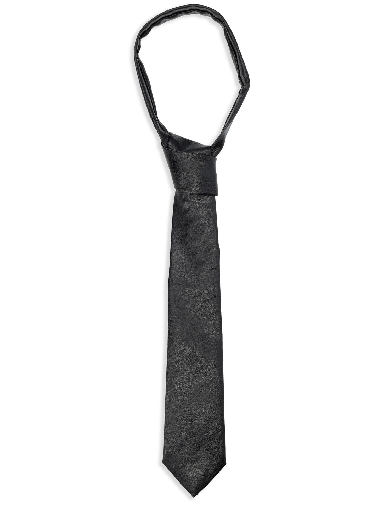 pointed-tip tie