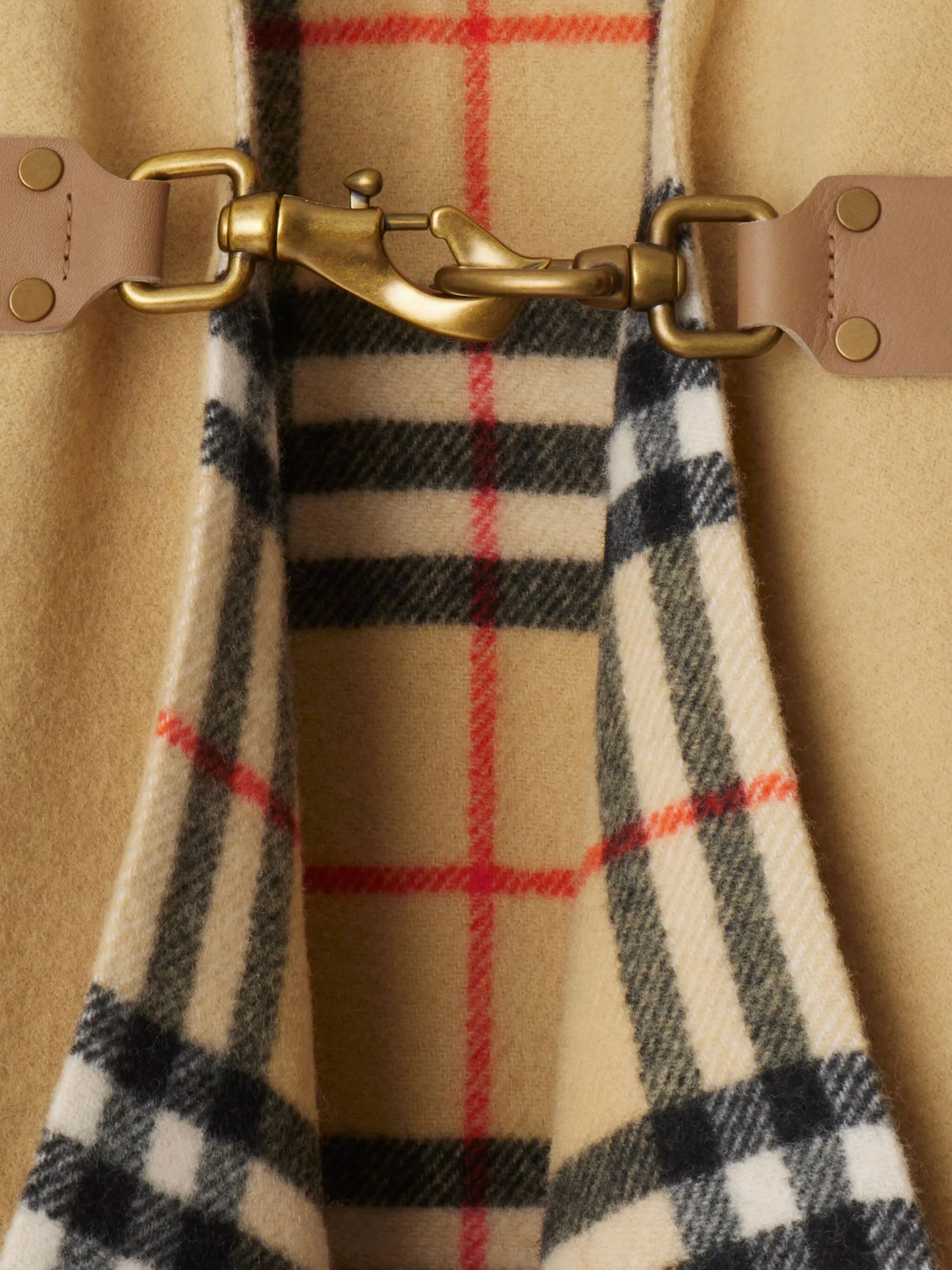 check-pattern wool cape