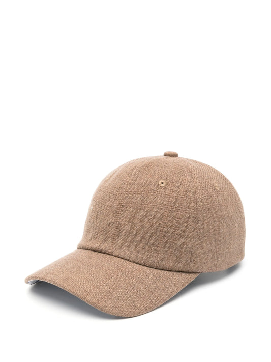 contrasting-trim cap