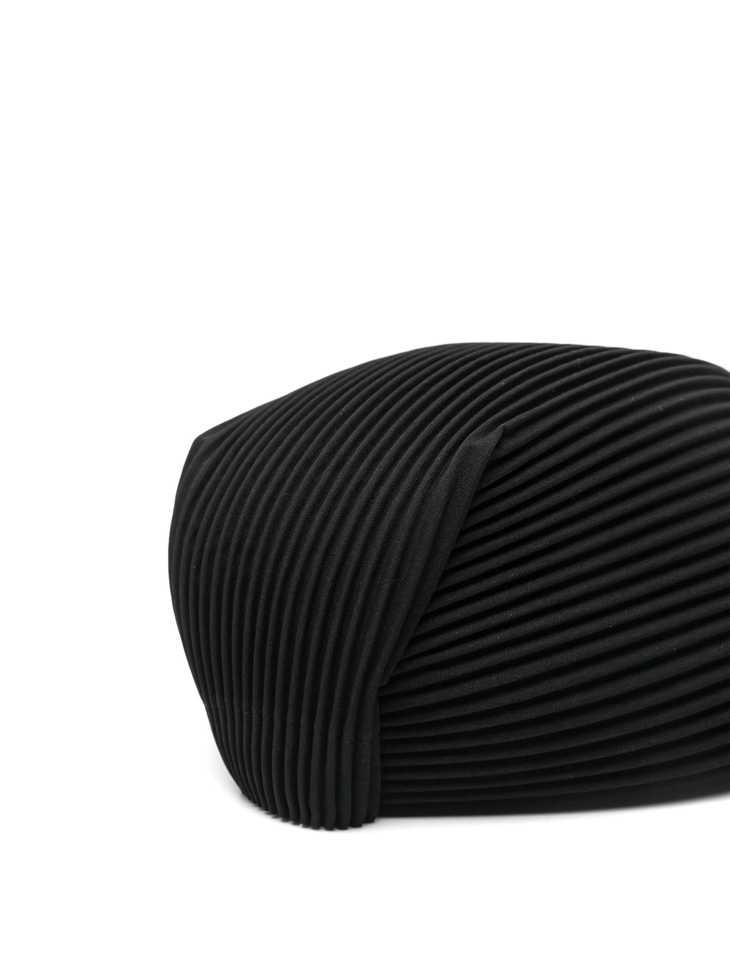 Pleats cap