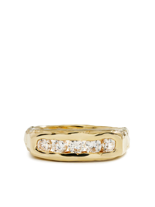 14K yellow gold Evoke diamond ring