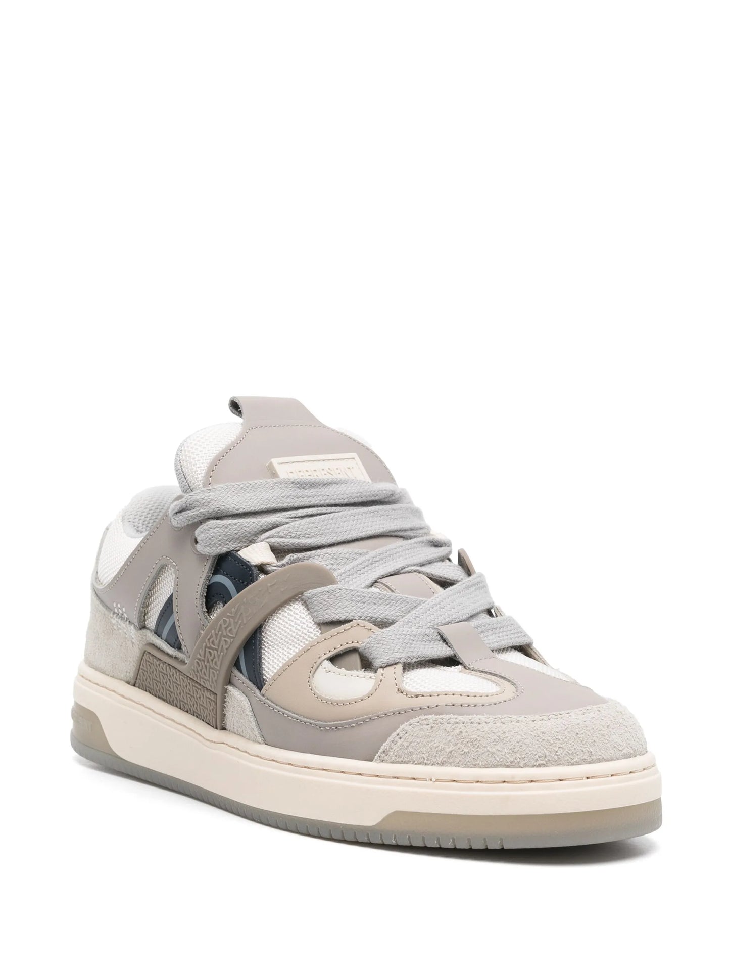 Bully sneakers