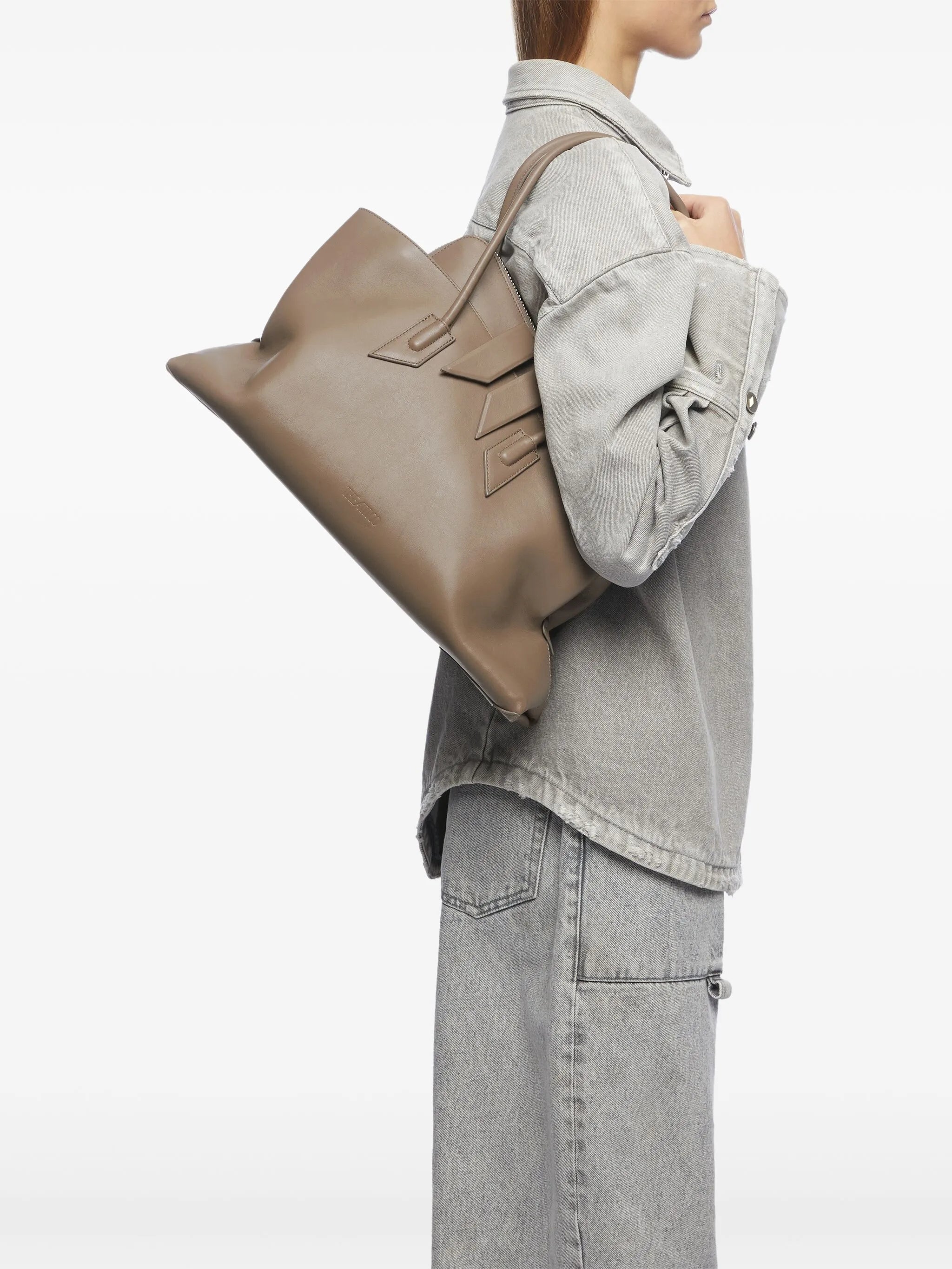medium La Passeggiata tote bag