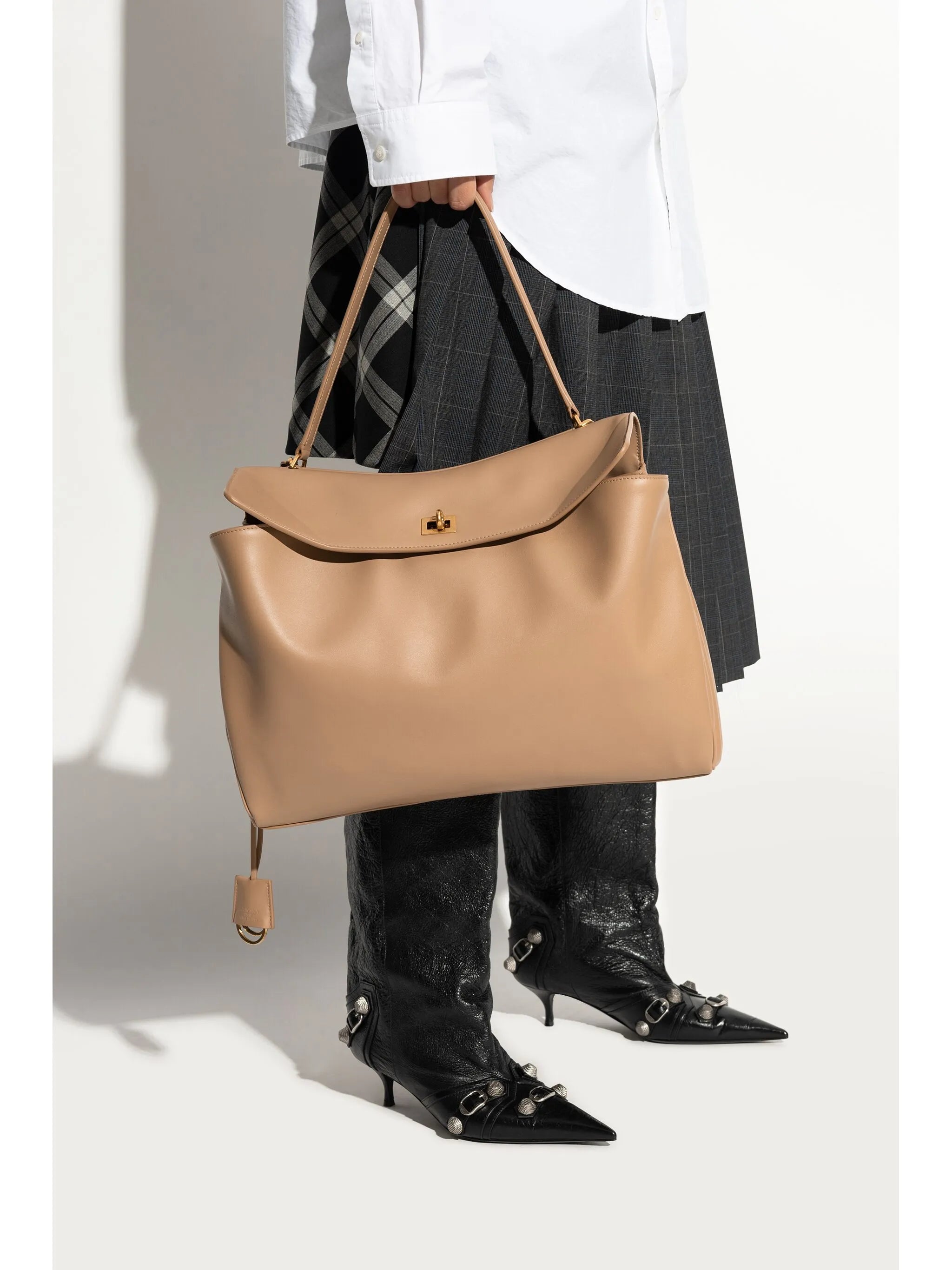 leather tote bag