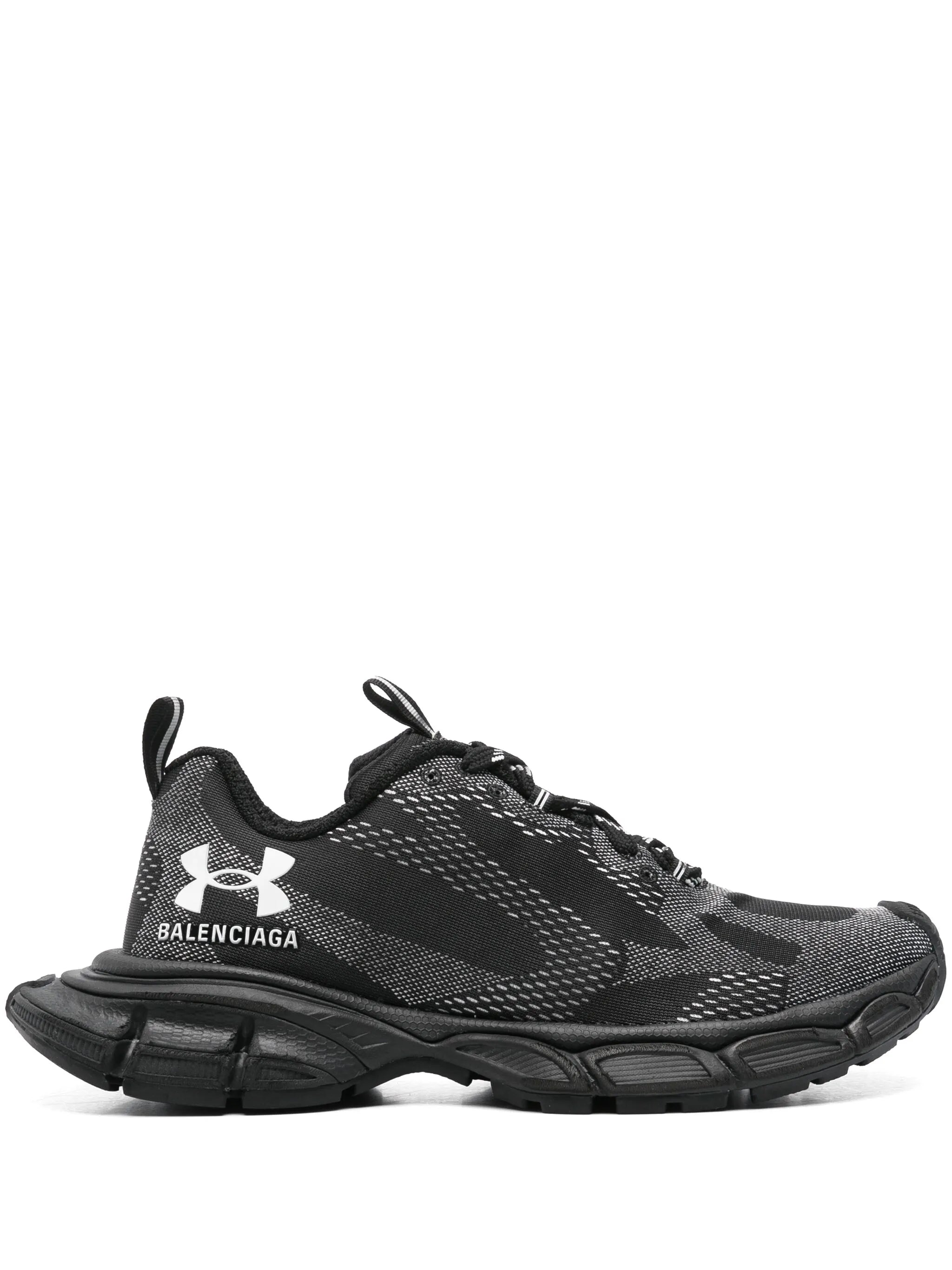 x Under Armour® 3XL Knit sneakers