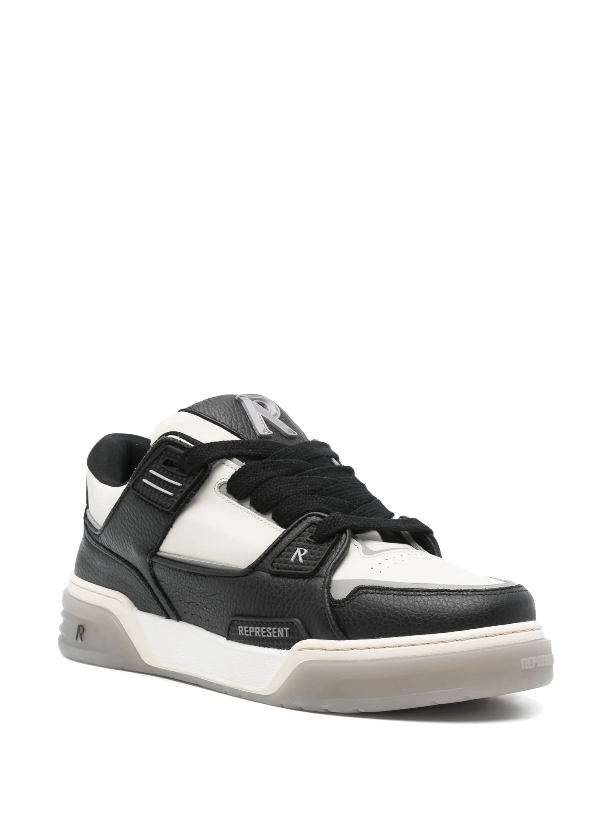 Studio sneakers