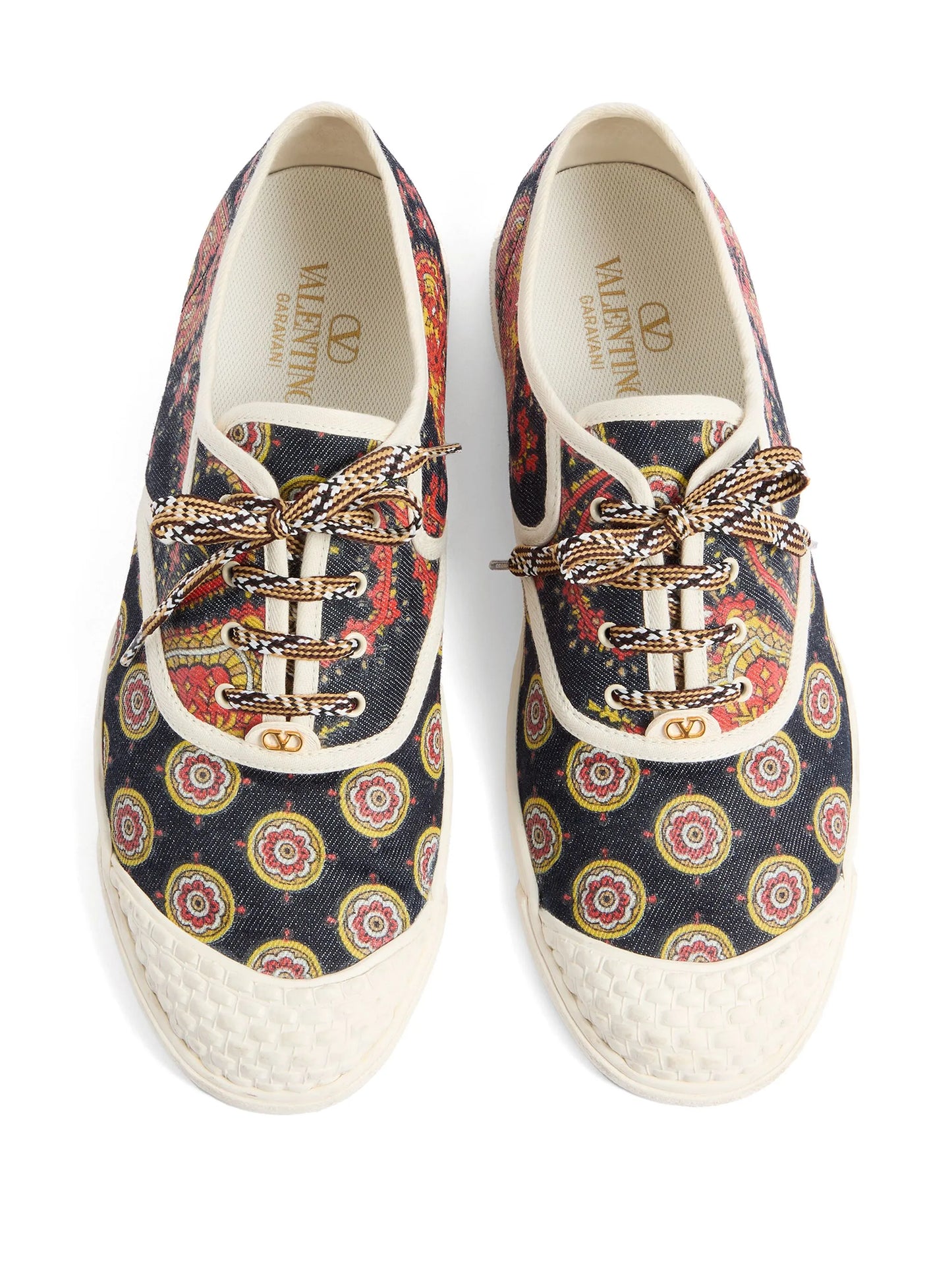 Bay By Bay sneakers