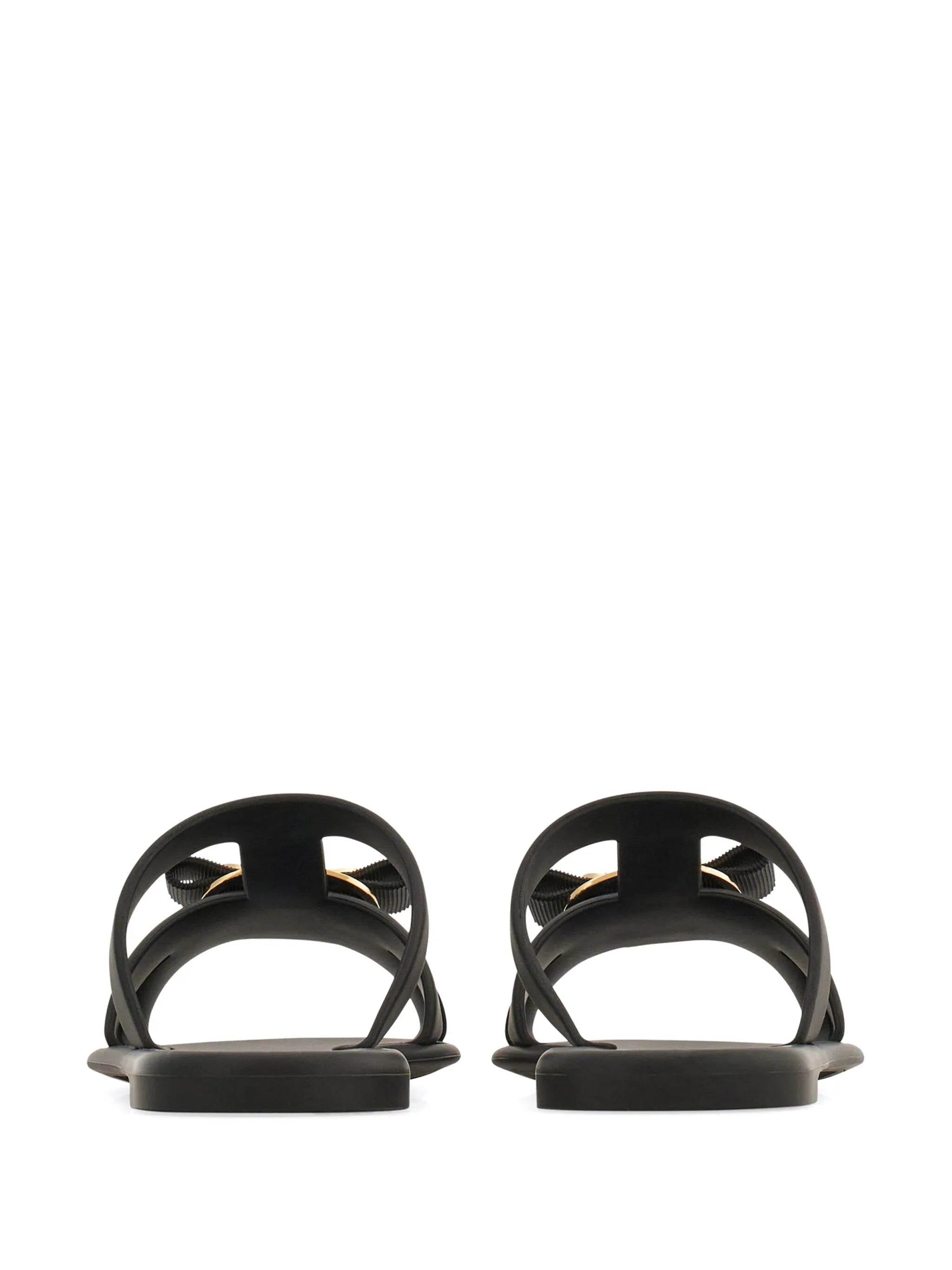 New Vara plate sandals