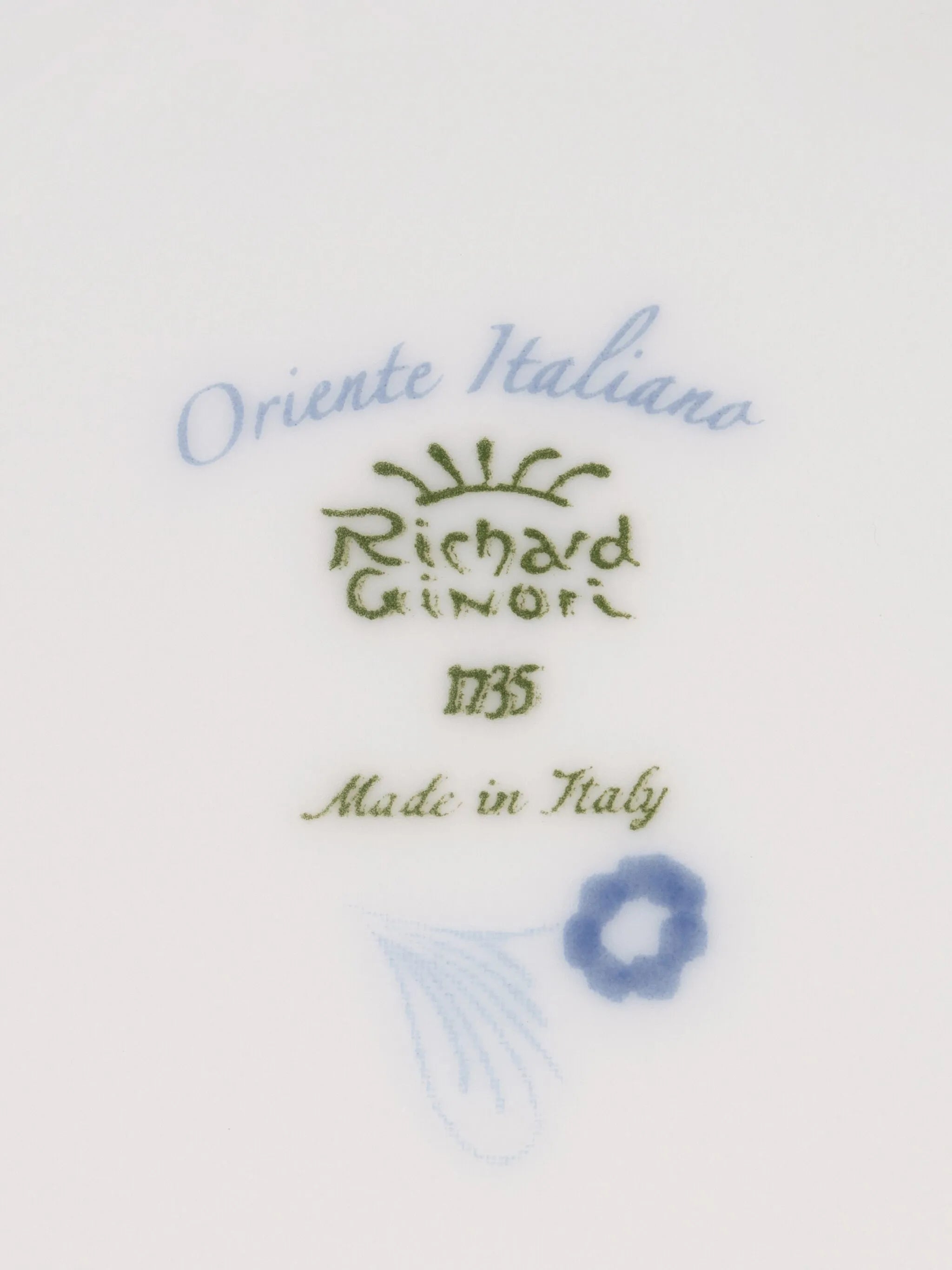 Oriente Italiano malachite trinket box