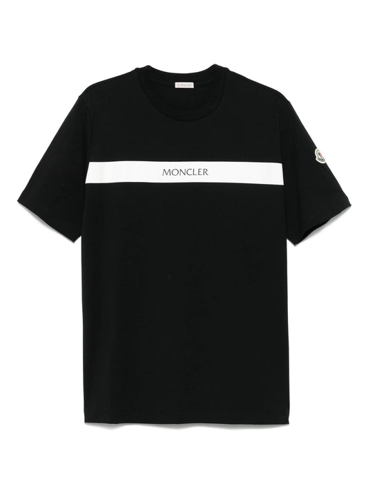 shortsleeved T-shirt