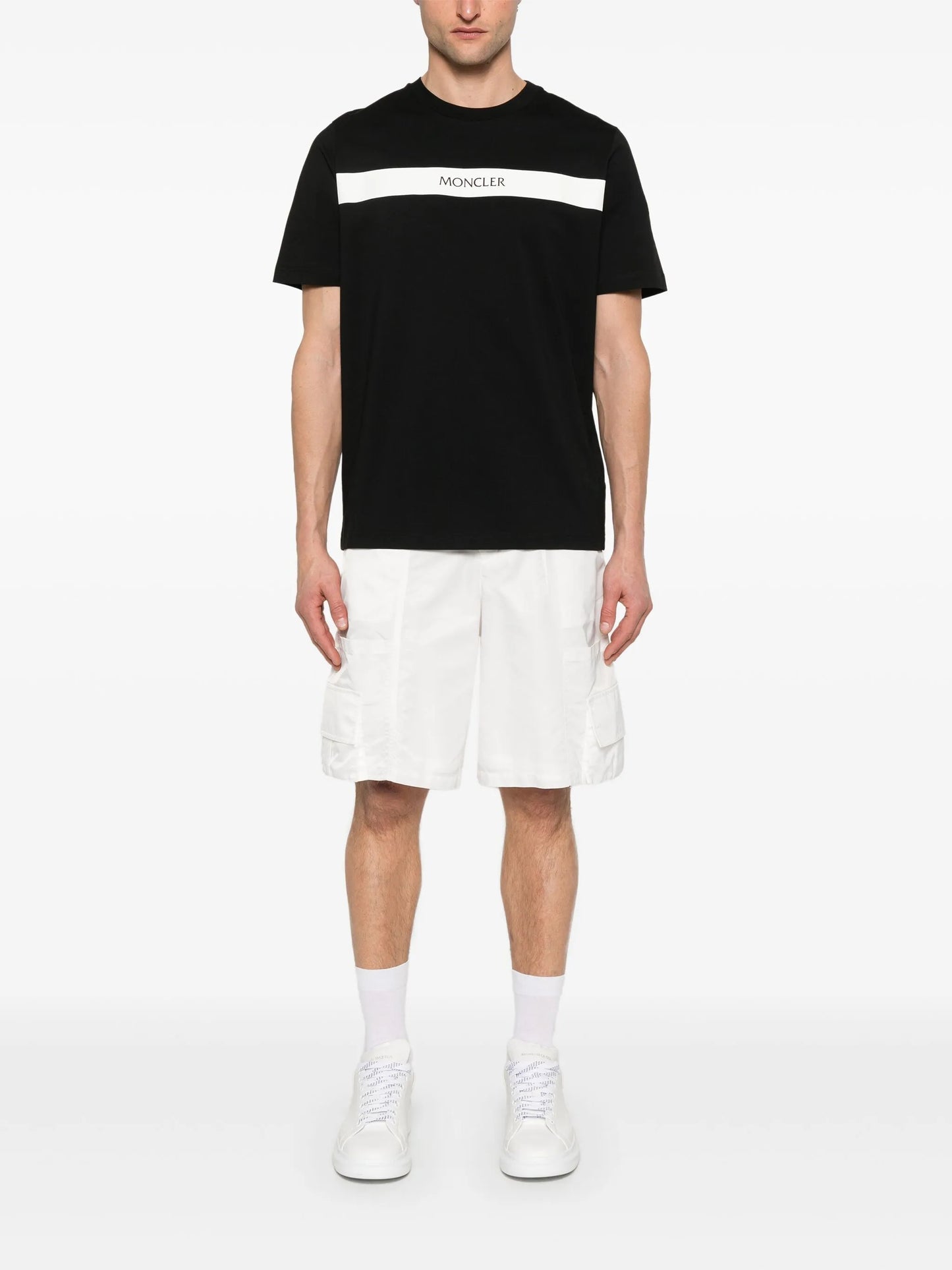 shortsleeved T-shirt