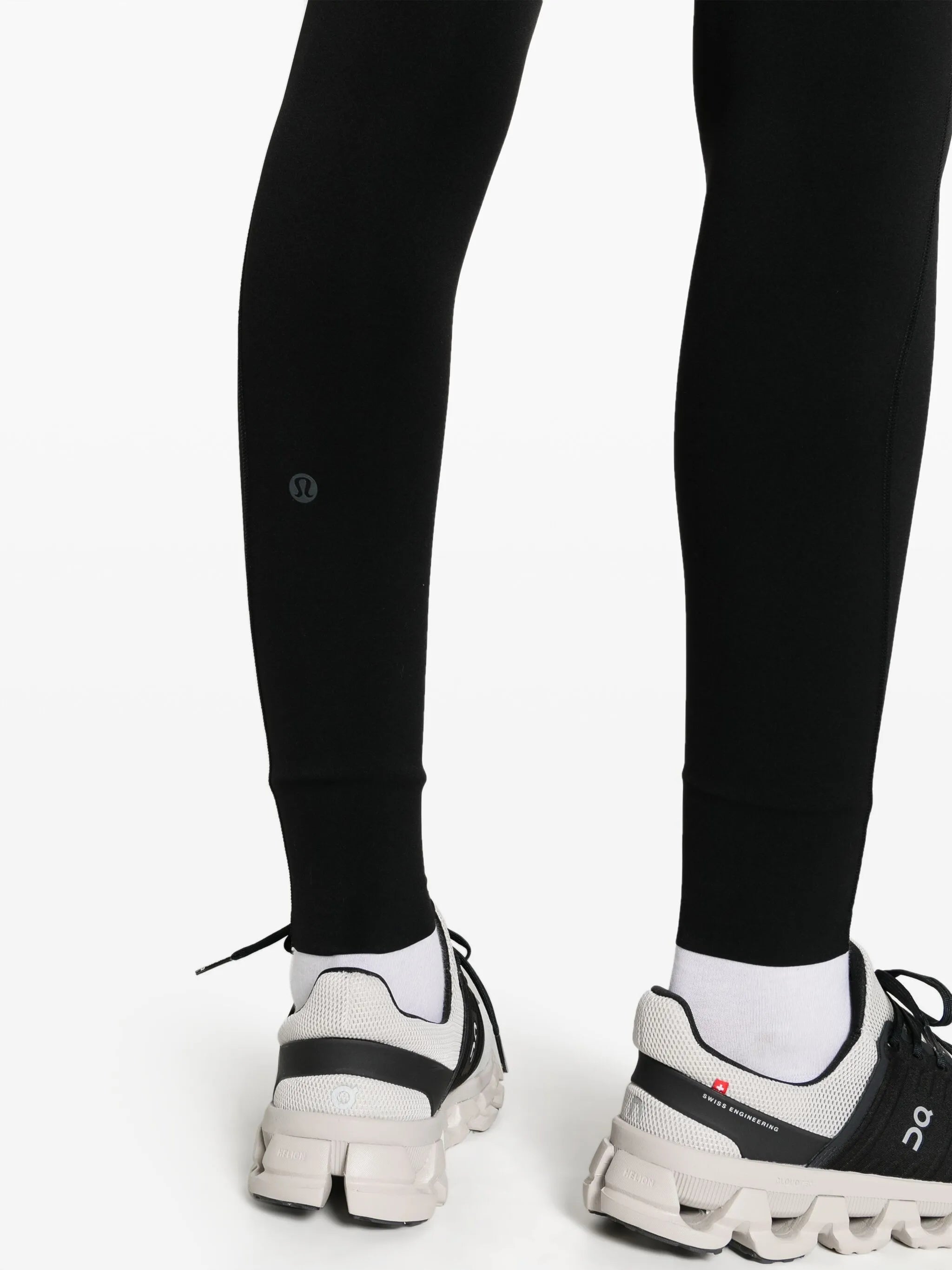Base Pace High-Rise Tight 25