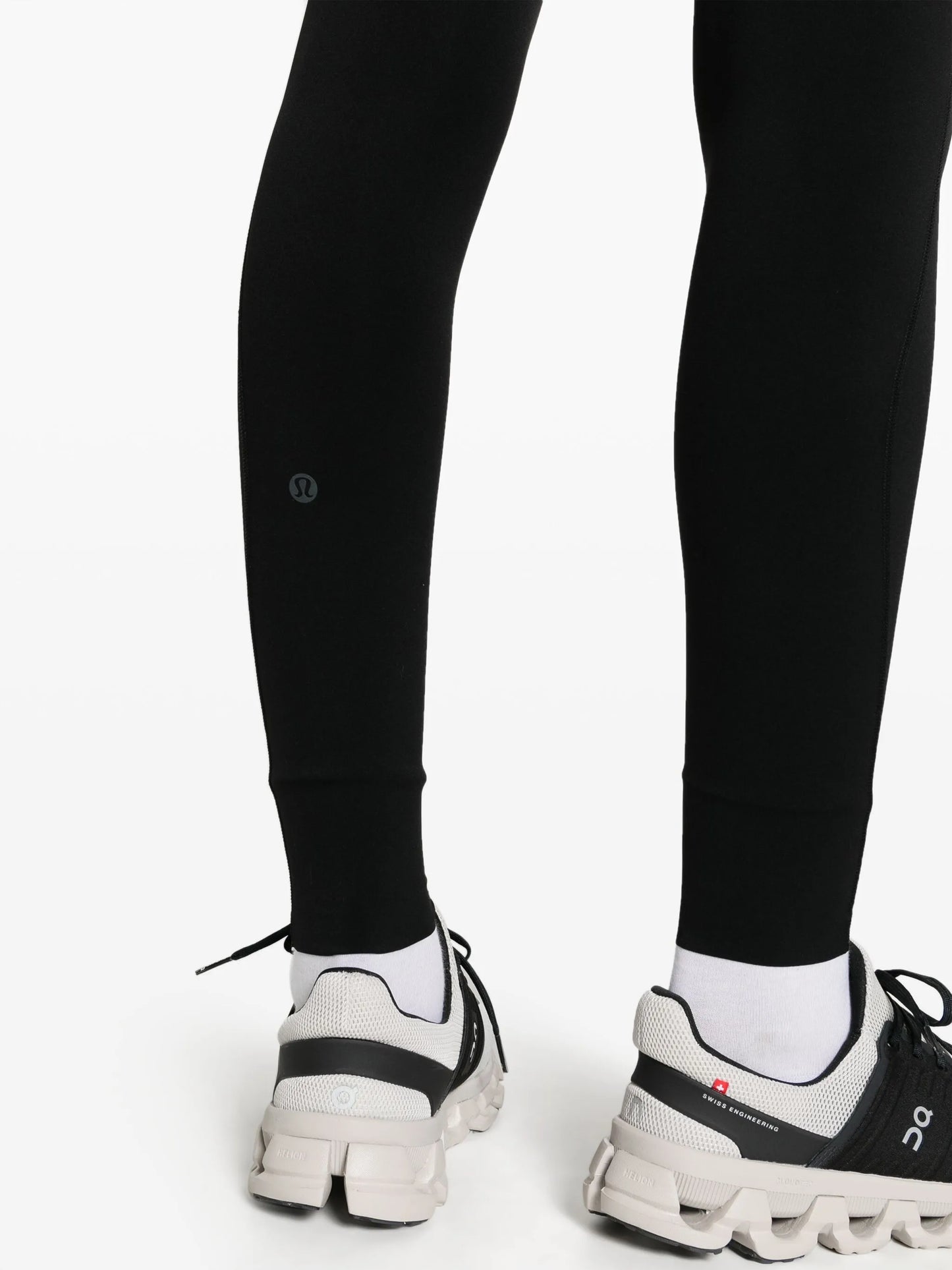 Base Pace High-Rise Tight 25" leggings