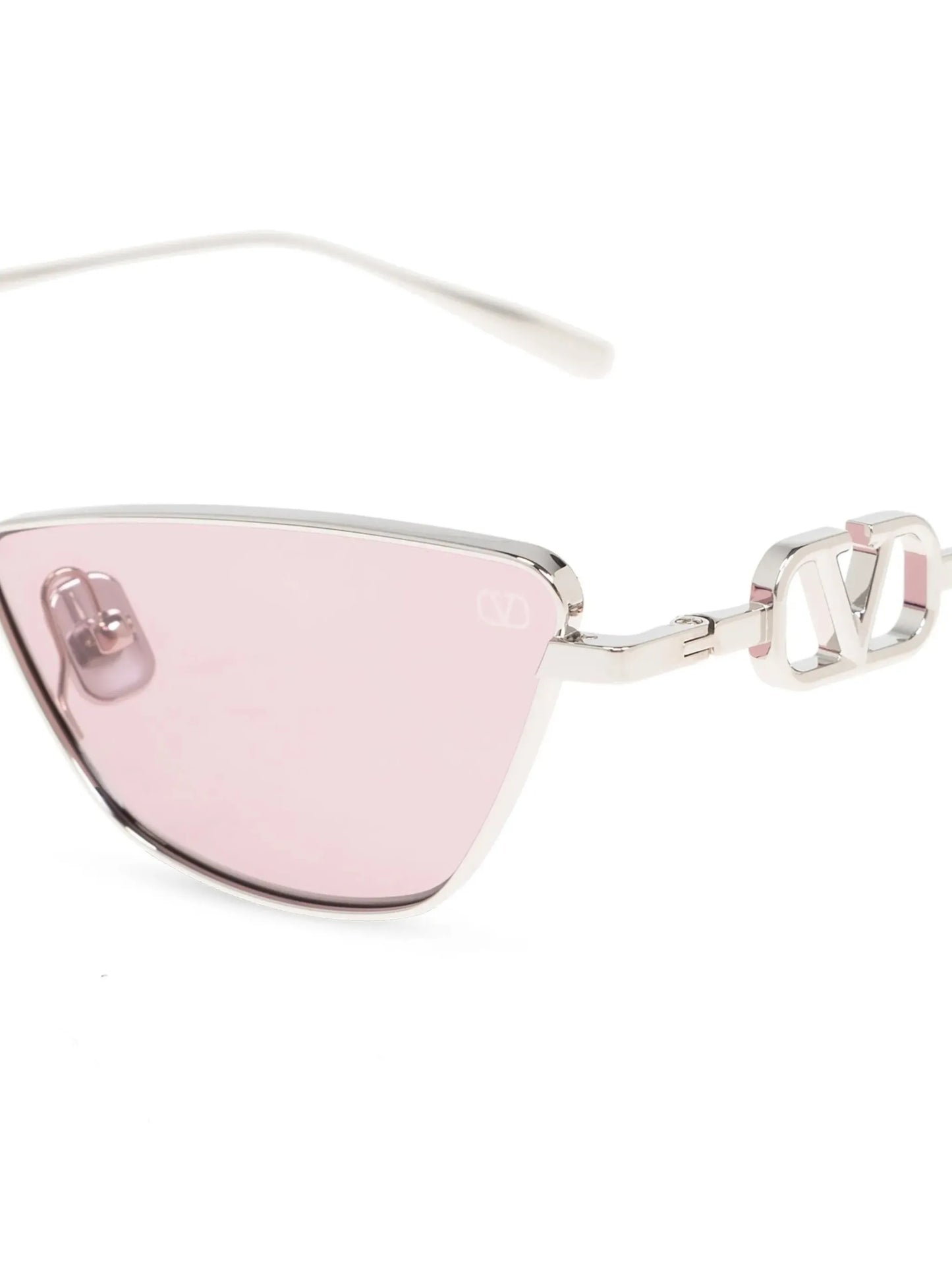 cat-eye sunglasses