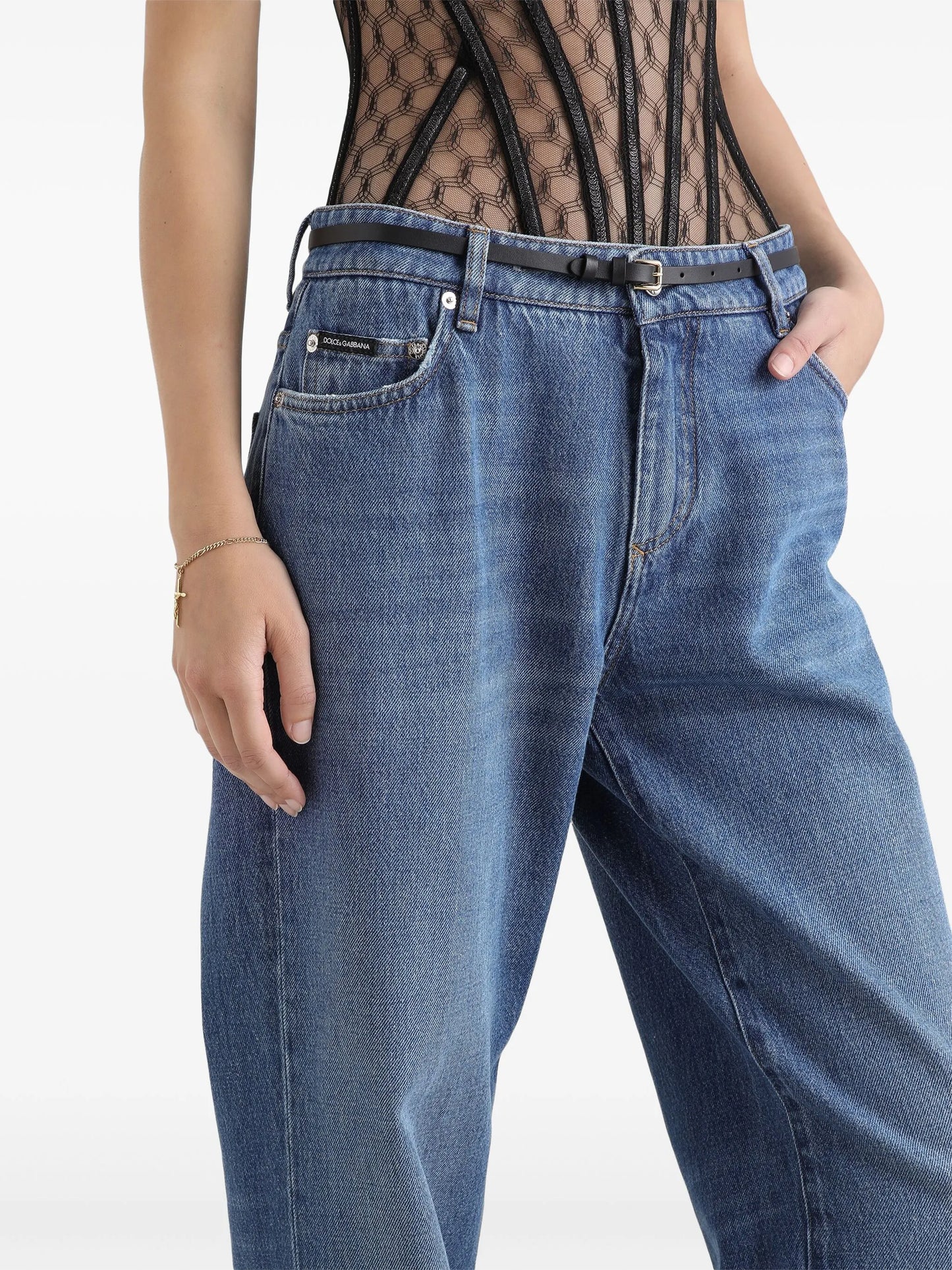 stonewashed jeans