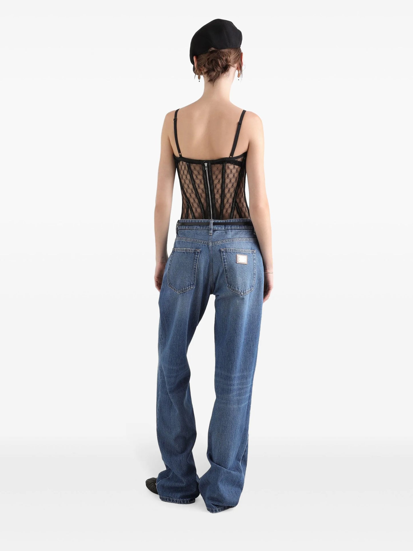 stonewashed jeans