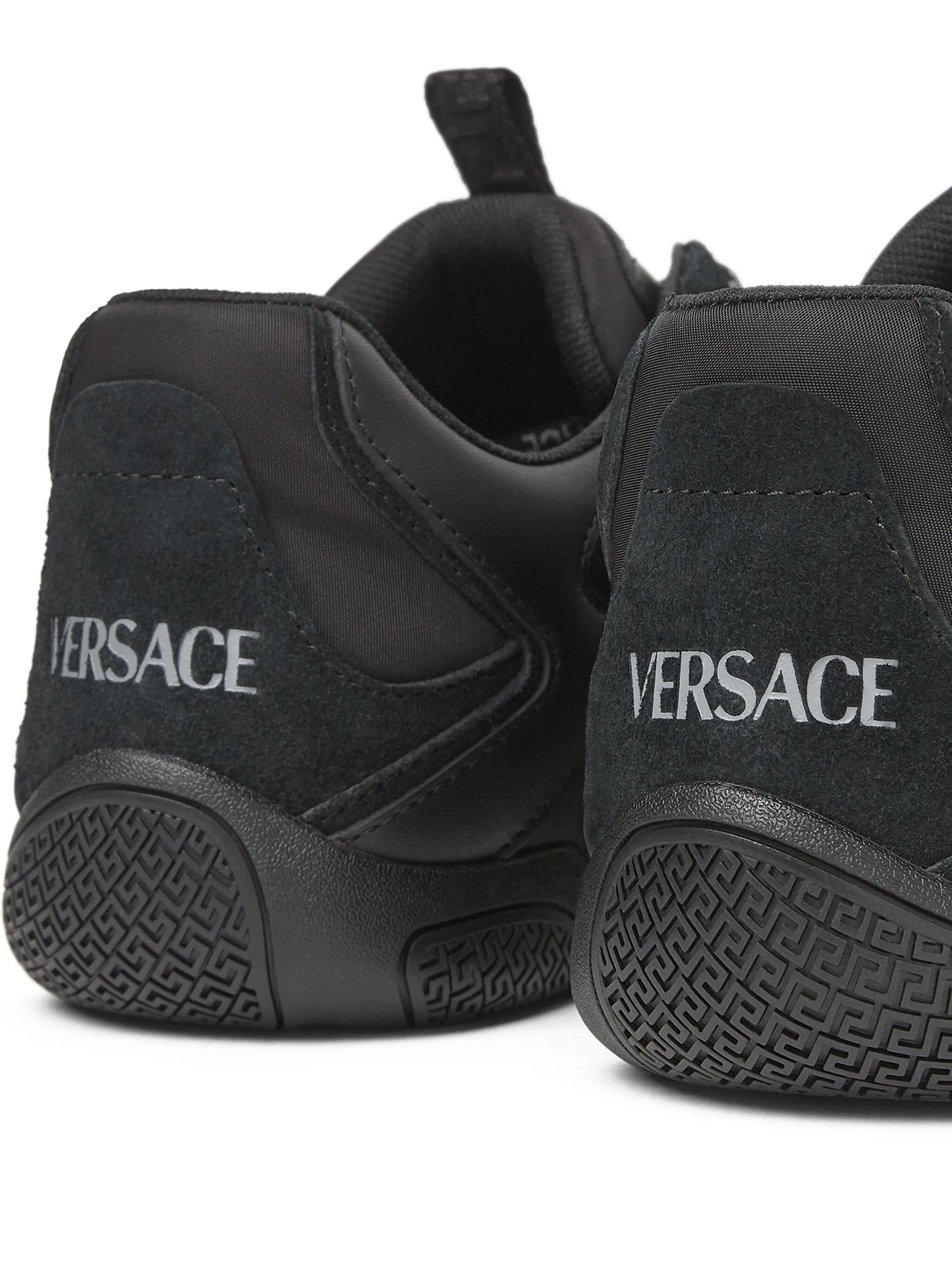 Galaxia sneakers