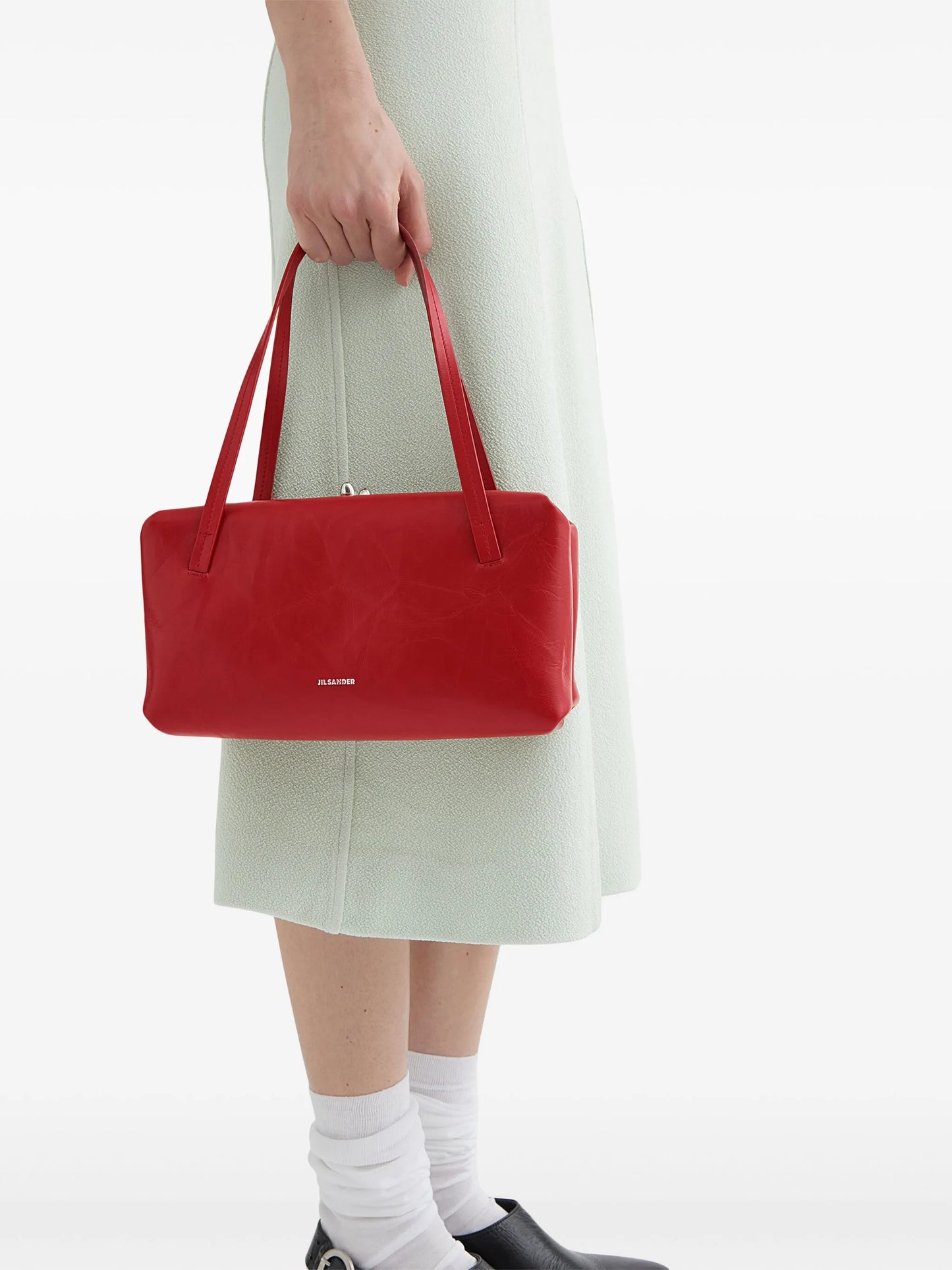 Goji Pillow leather shoulder bag