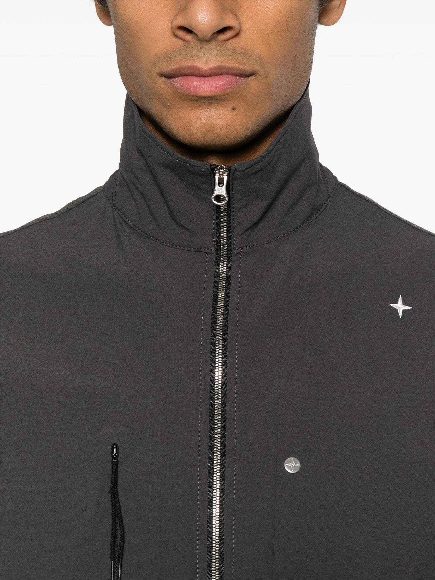 logo-embroidered shirt jacket