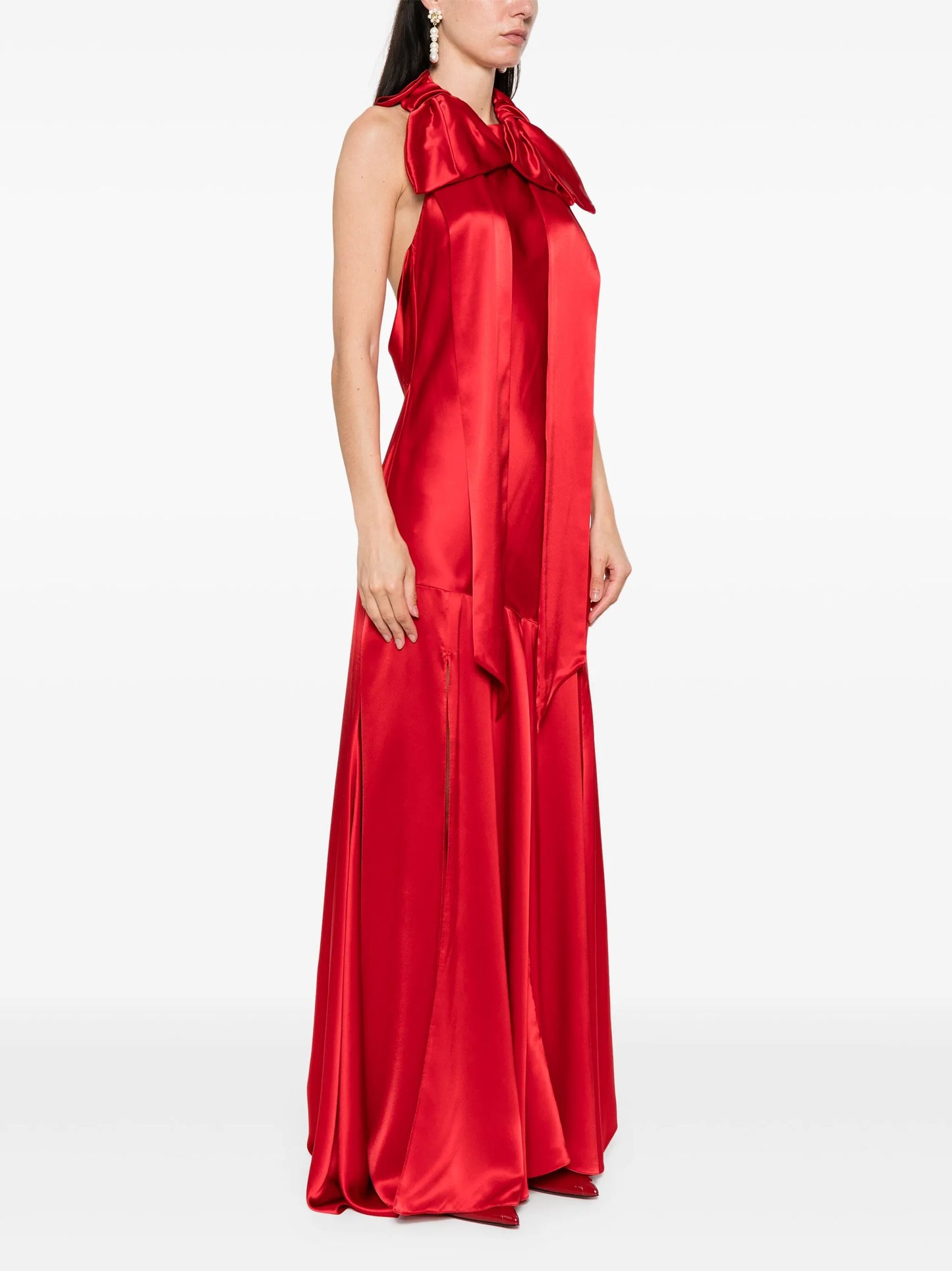 bow-detail gown