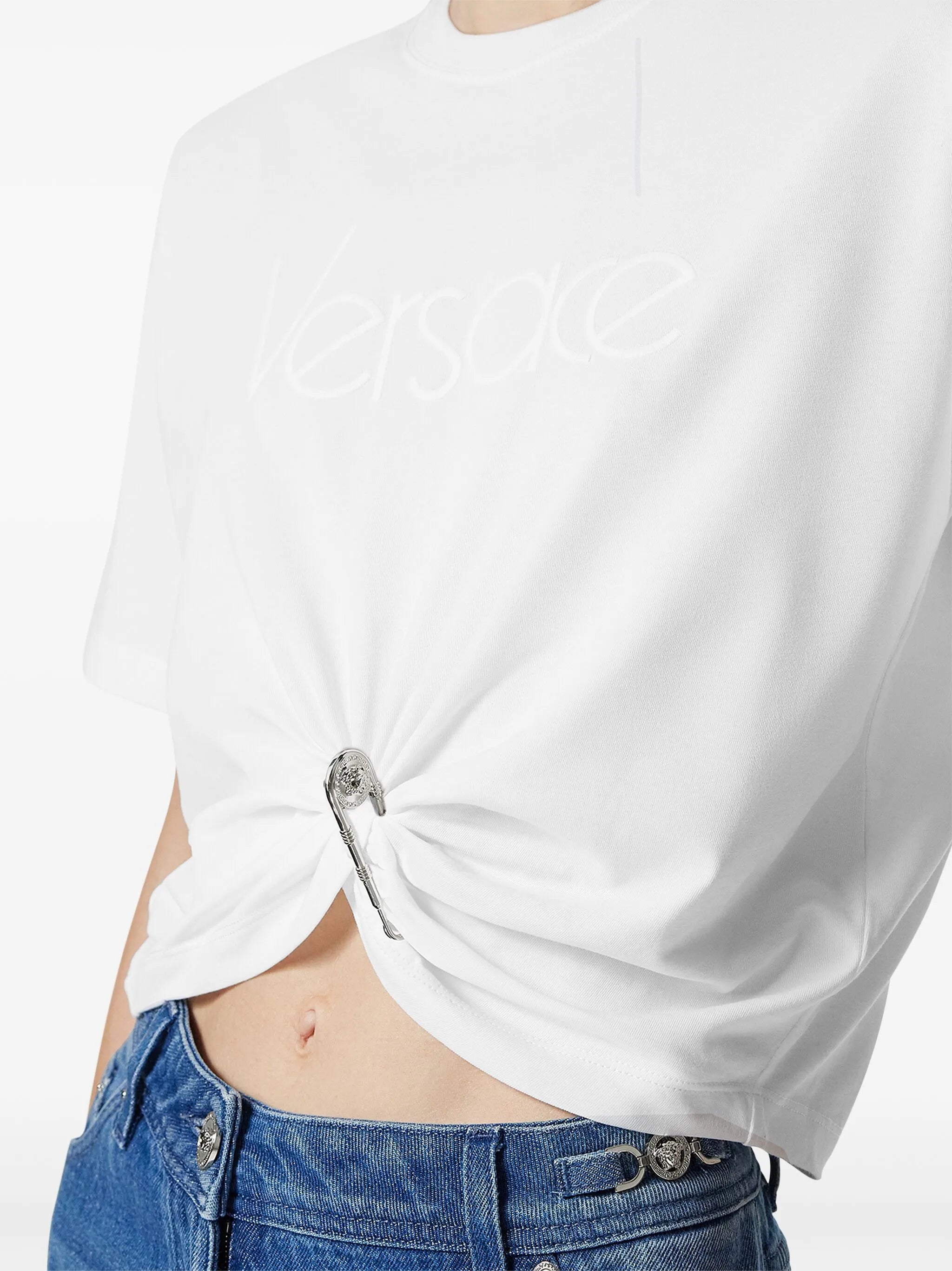 logo-embroidered T-shirt
