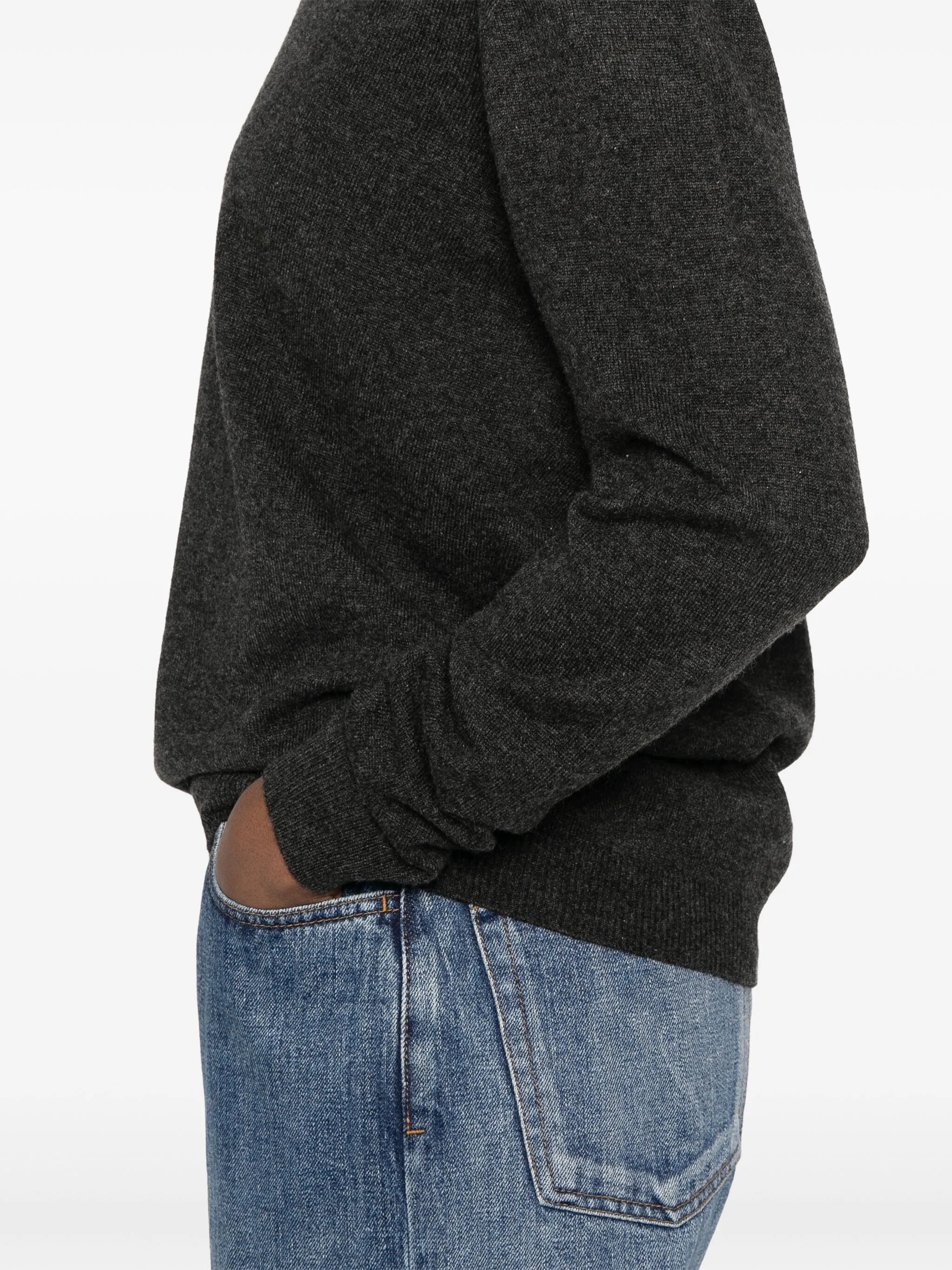 Isaora sweater