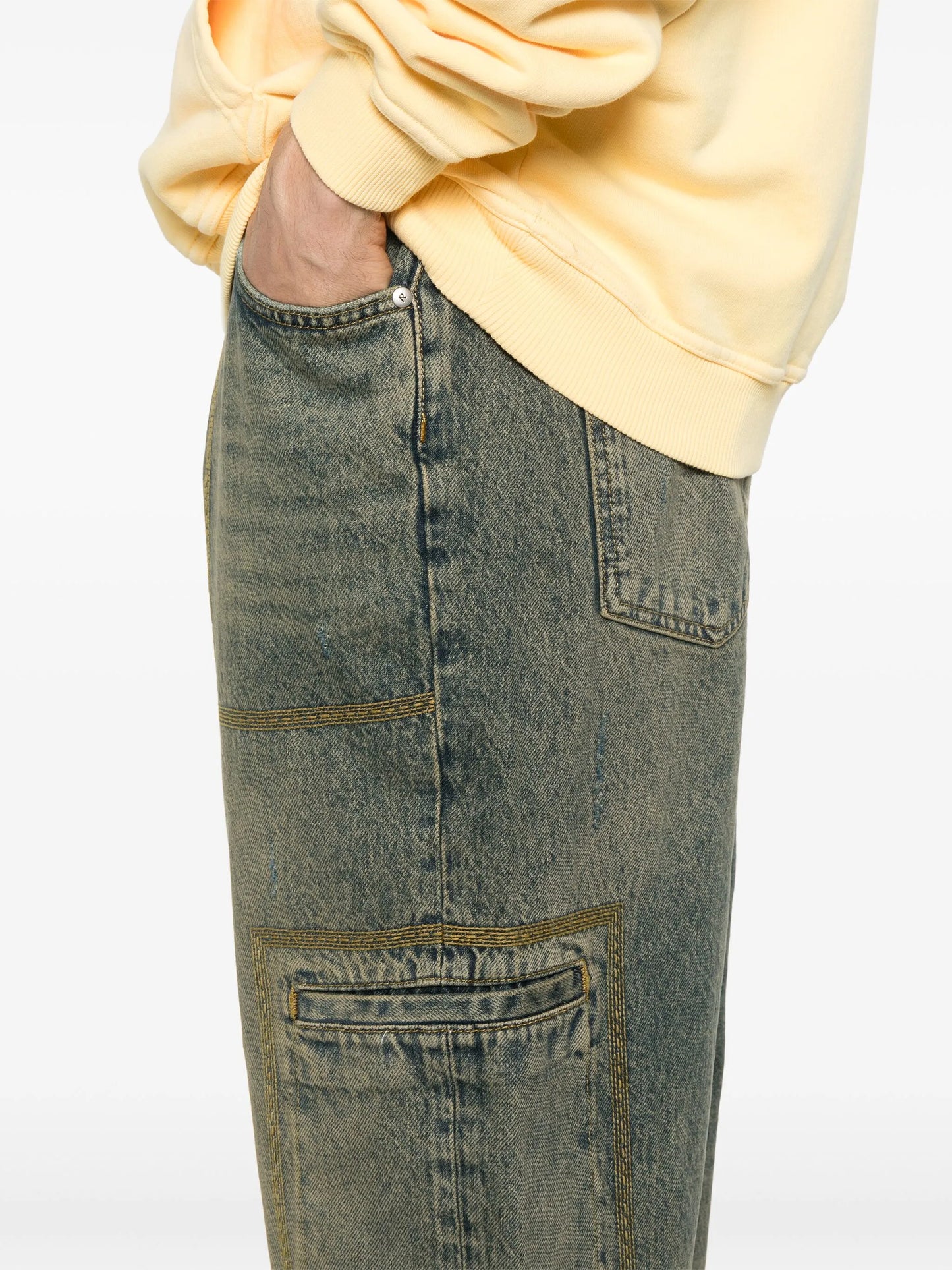 R3 Drive jeans